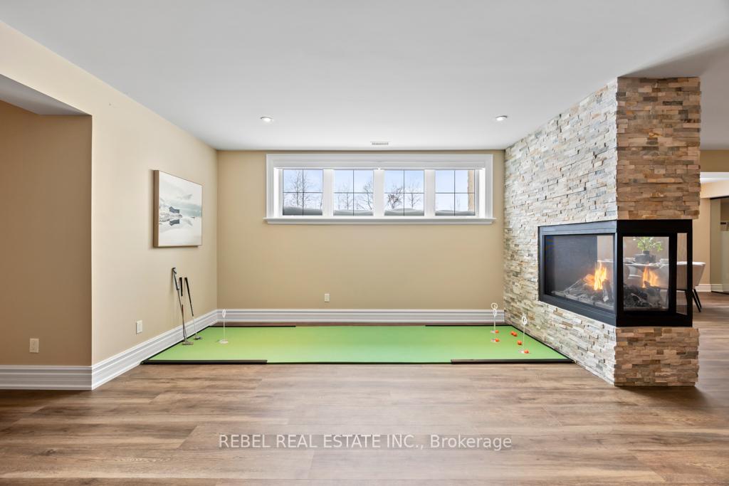 Photo 33 of 27 Clyde Court, Scugog, Port Perry — HOMEH