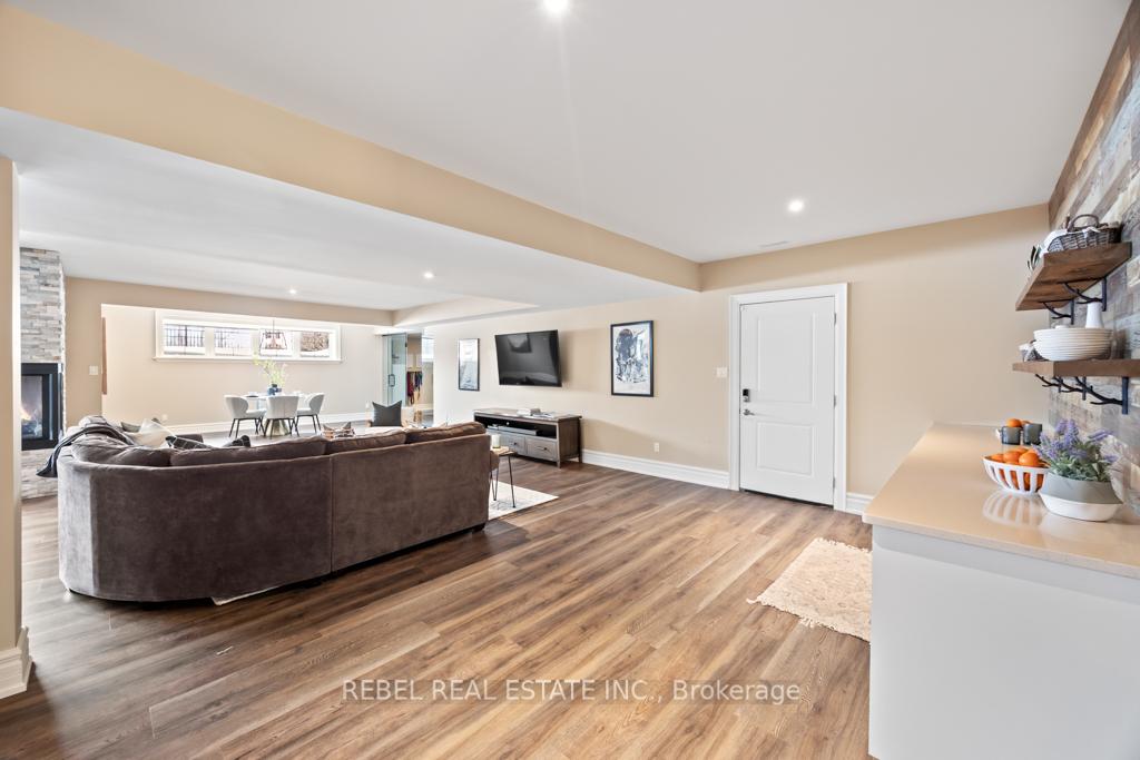 Photo 36 of 27 Clyde Court, Scugog, Port Perry — HOMEH