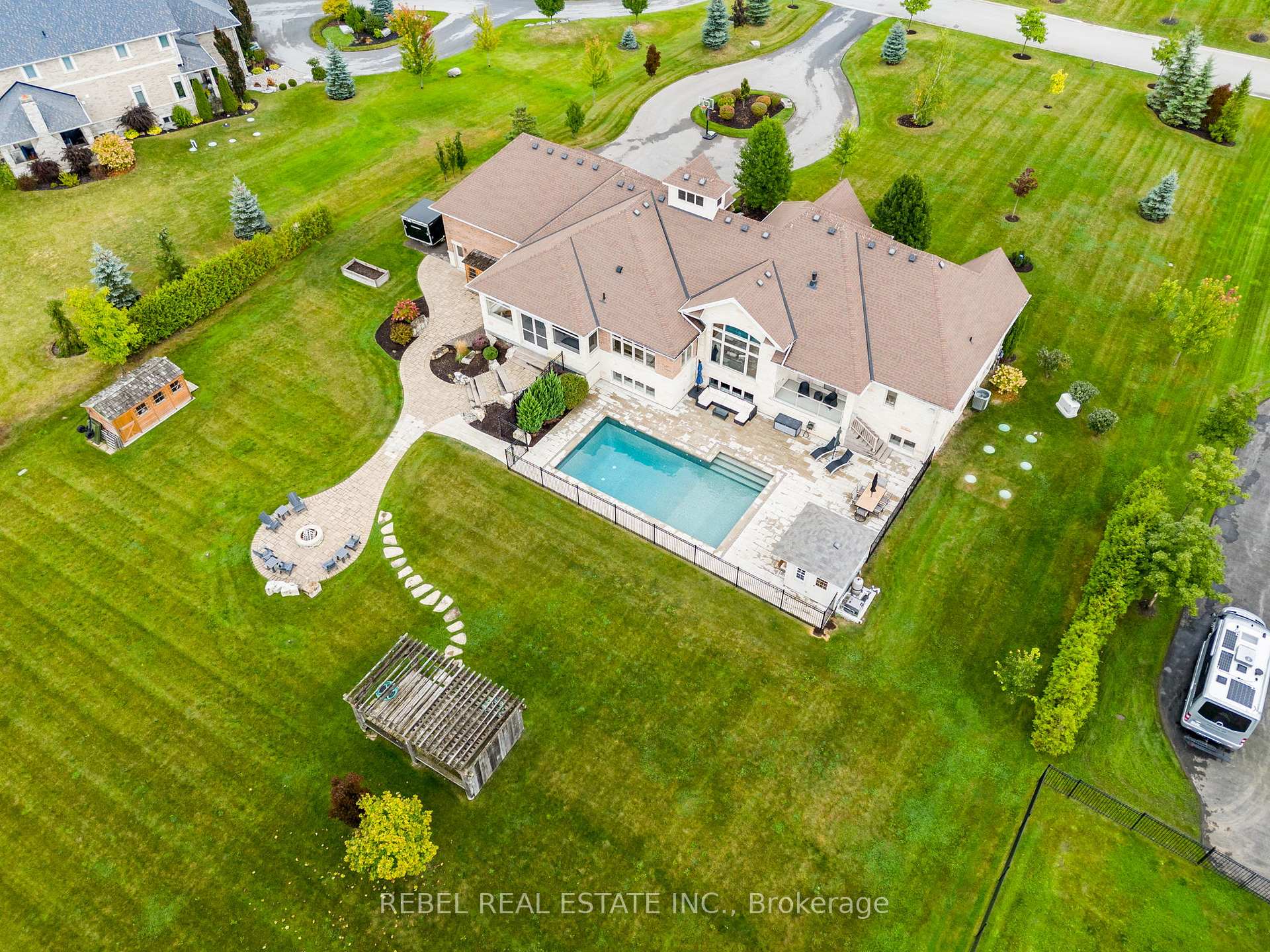 Photo 50 of 27 Clyde Court, Scugog, Port Perry — HOMEH