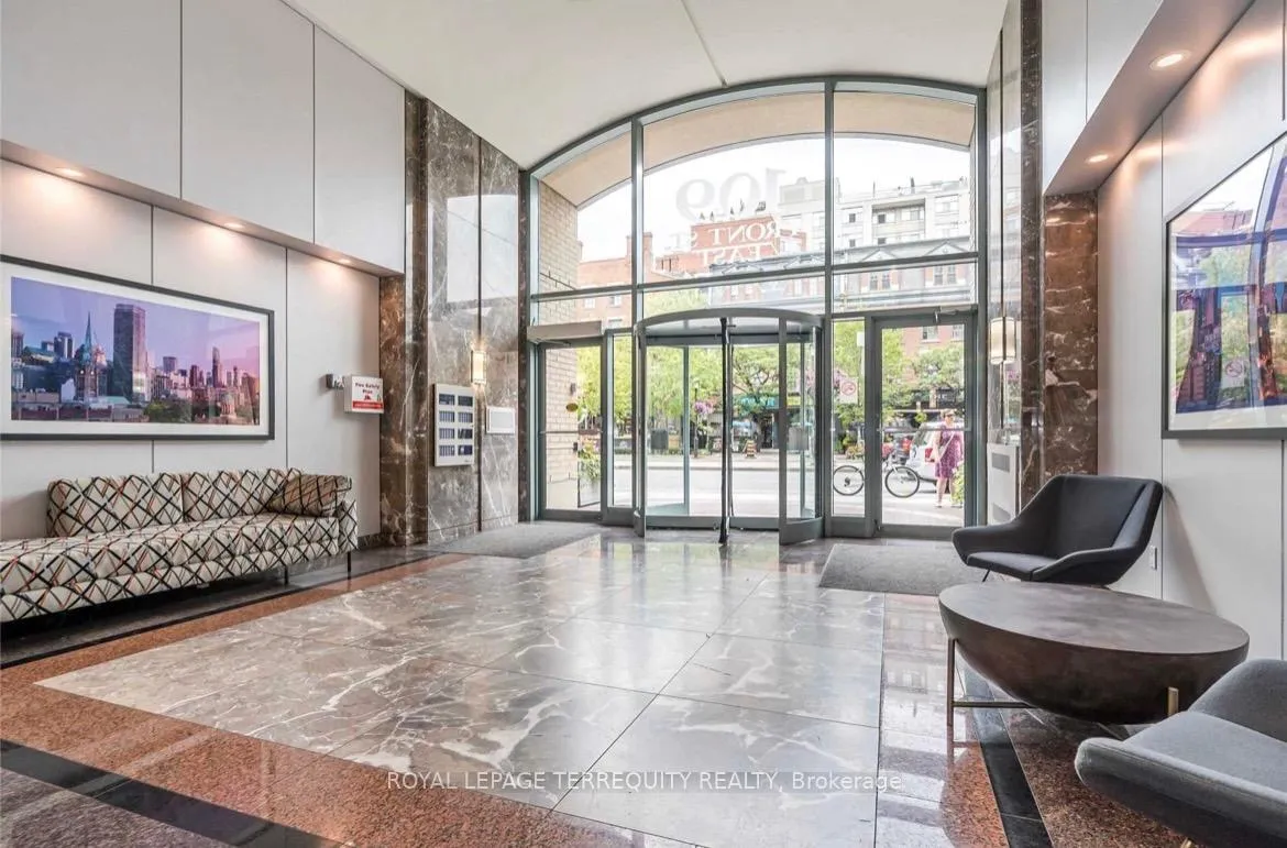 Photo 2 of Unit 314, 109 Front Street E, Toronto, Moss Park — HOMEH