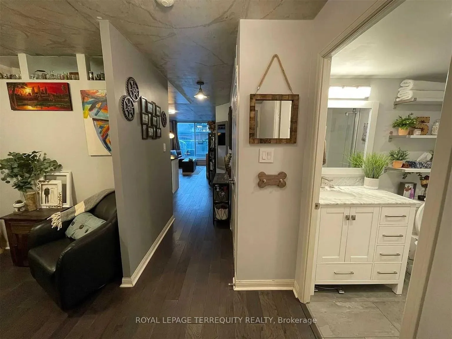 Photo 4 of Unit 314, 109 Front Street E, Toronto, Moss Park — HOMEH