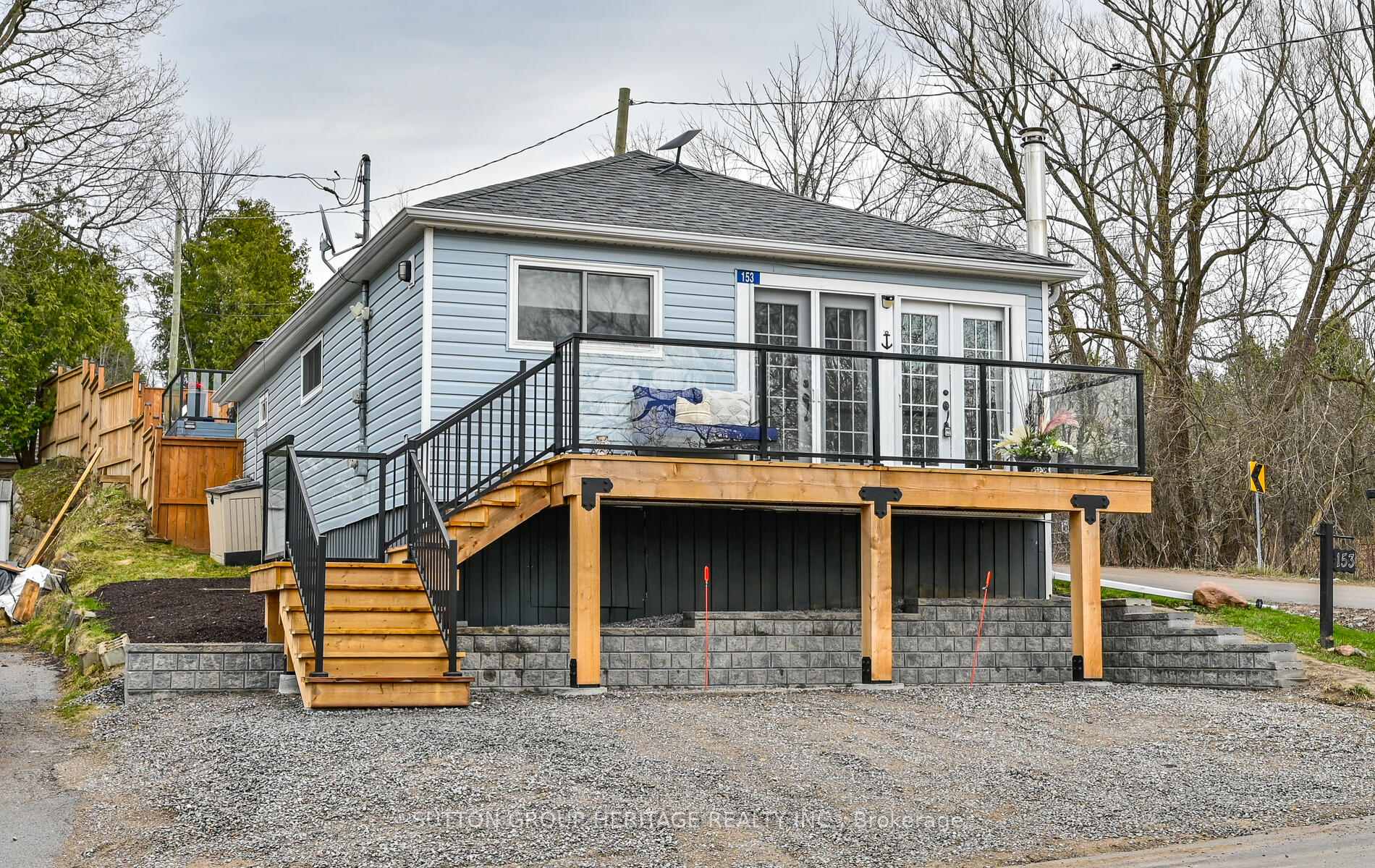 Front of 153 Portview Road