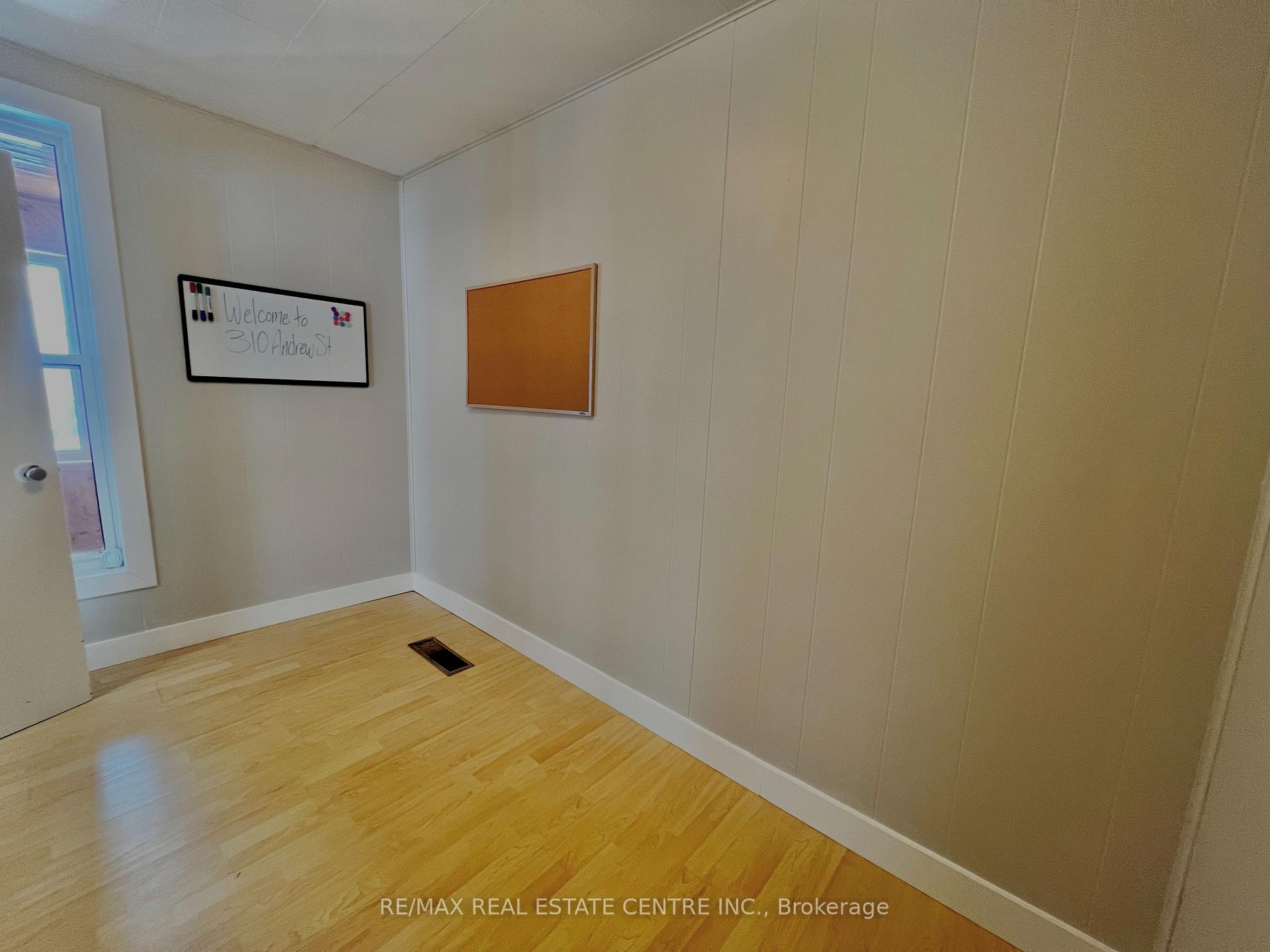 Photo 9 of 310 Andrew Street, Shelburne — HOMEH