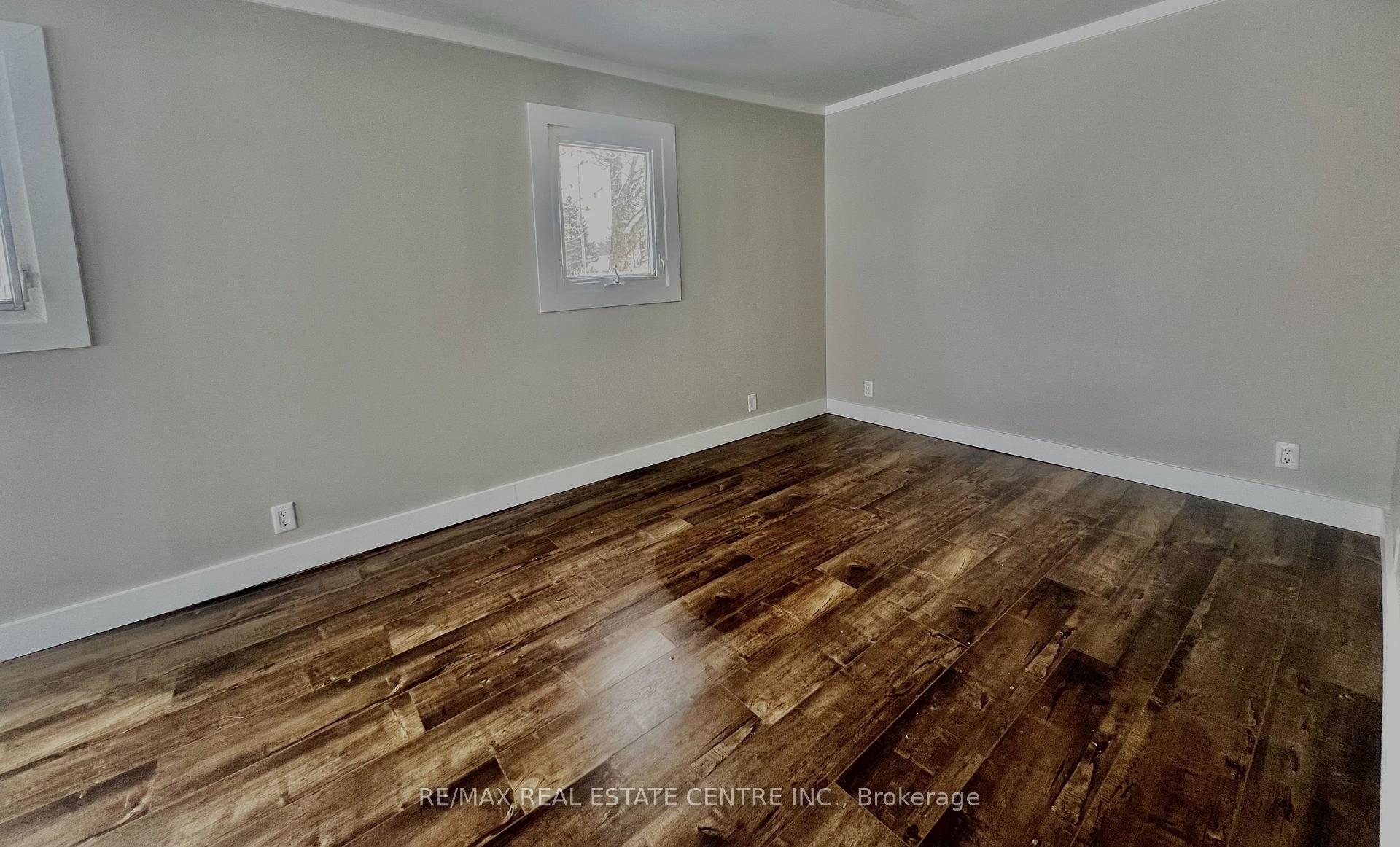 Photo 16 of 310 Andrew Street, Shelburne — HOMEH
