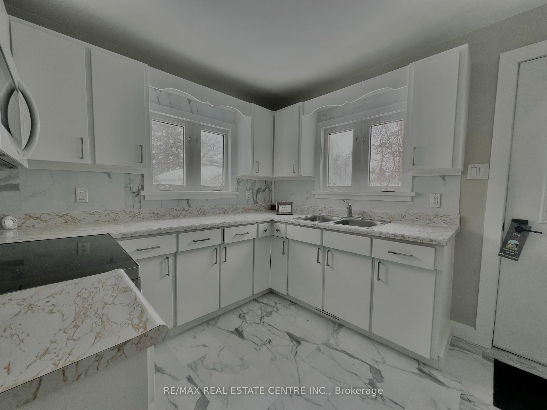 Photo 25 of 310 Andrew Street, Shelburne — HOMEH