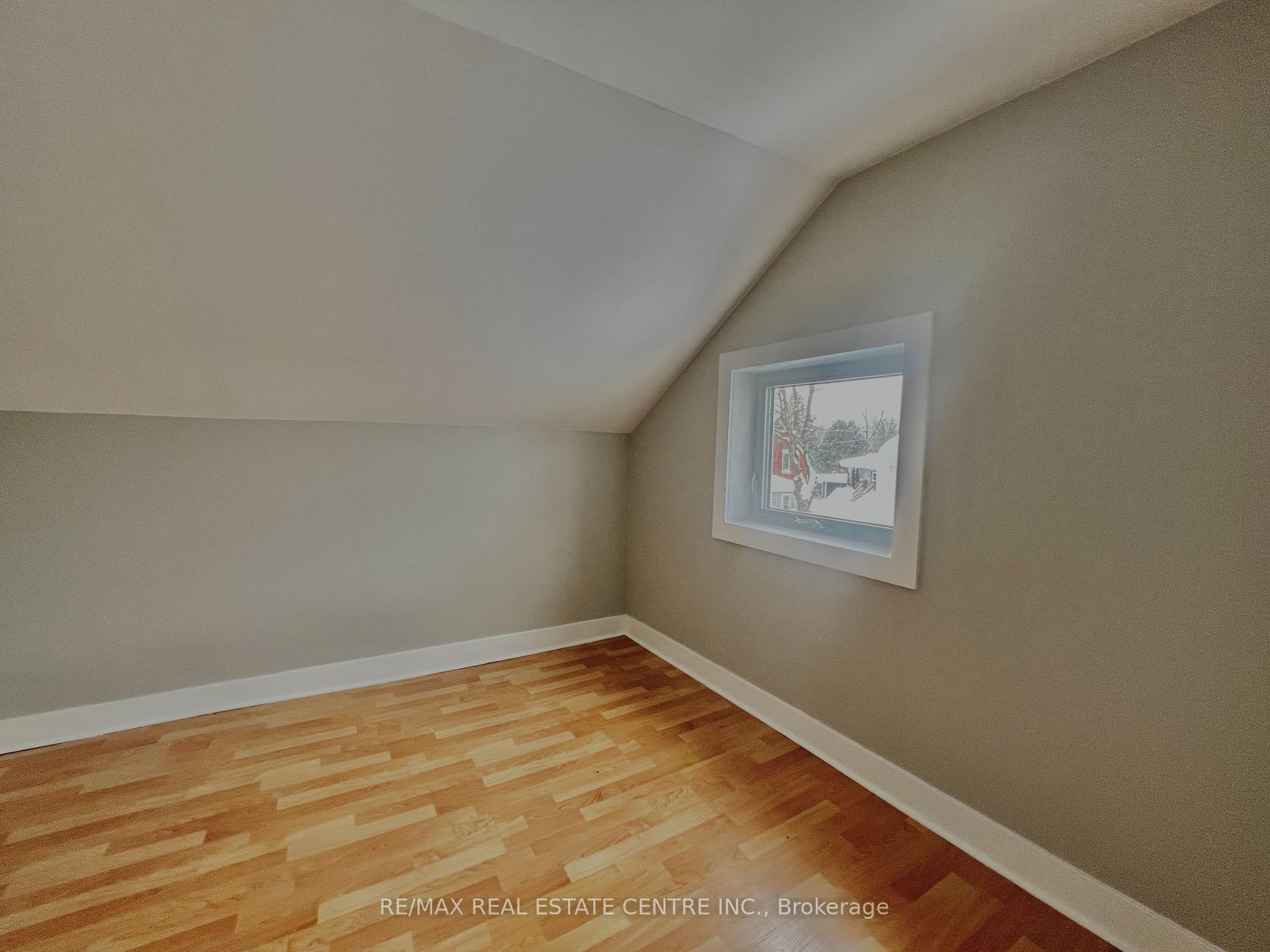 Photo 33 of 310 Andrew Street, Shelburne — HOMEH