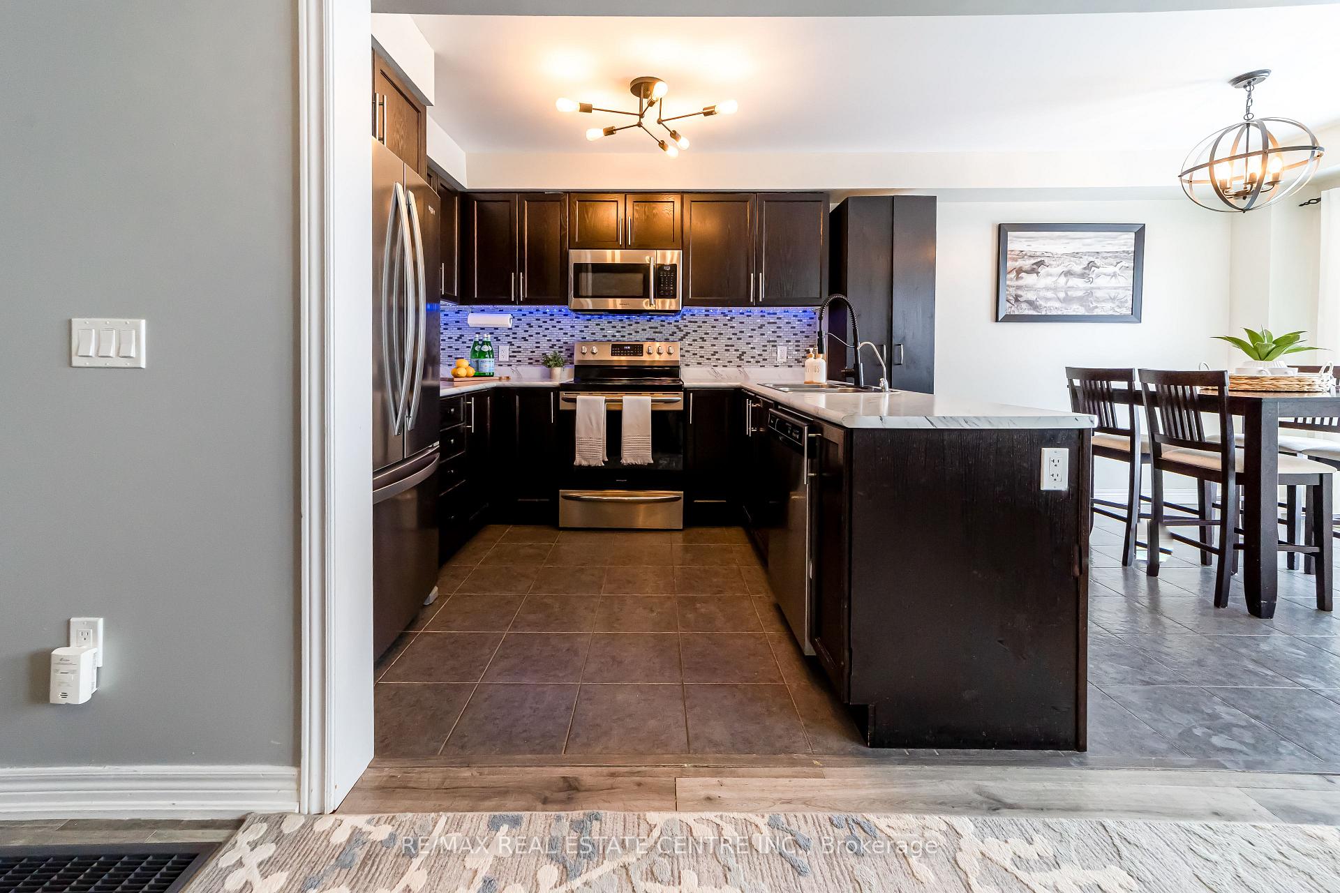 Photo 6 of 821 Cook Crescent, Shelburne — HOMEH