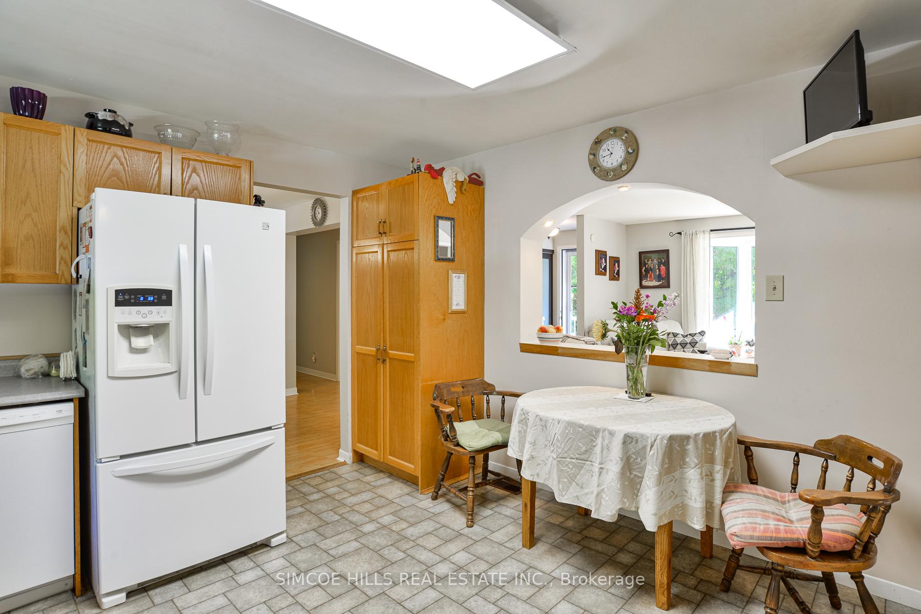 Photo 10 of 1758 Division Road E, Severn, Ardtrea — HOMEH