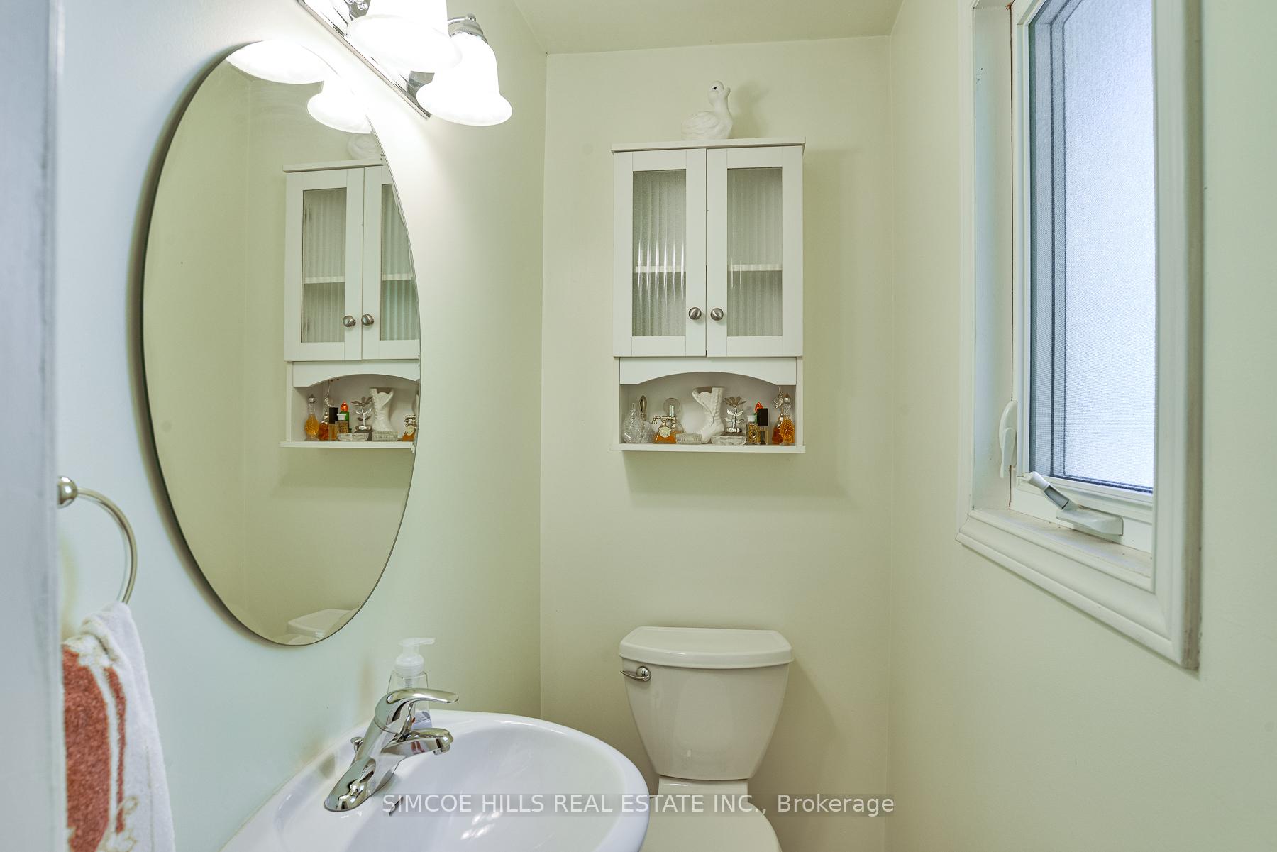 Photo 15 of 1758 Division Road E, Severn, Ardtrea — HOMEH