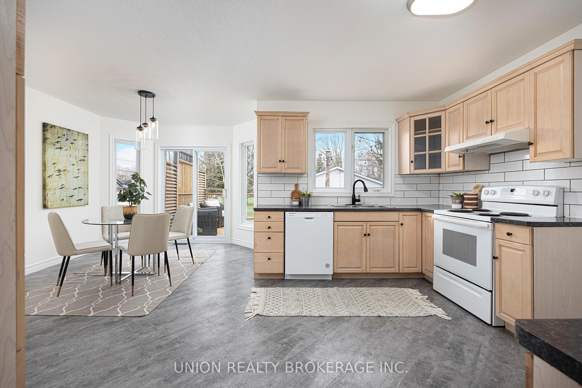 Photo 12 of 418 Bay Street, Scugog, Port Perry — HOMEH