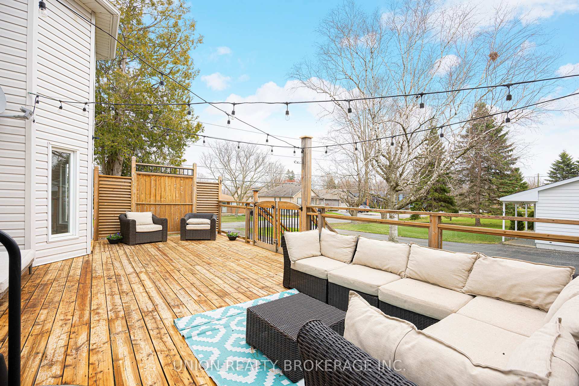 Photo 33 of 418 Bay Street, Scugog, Port Perry — HOMEH