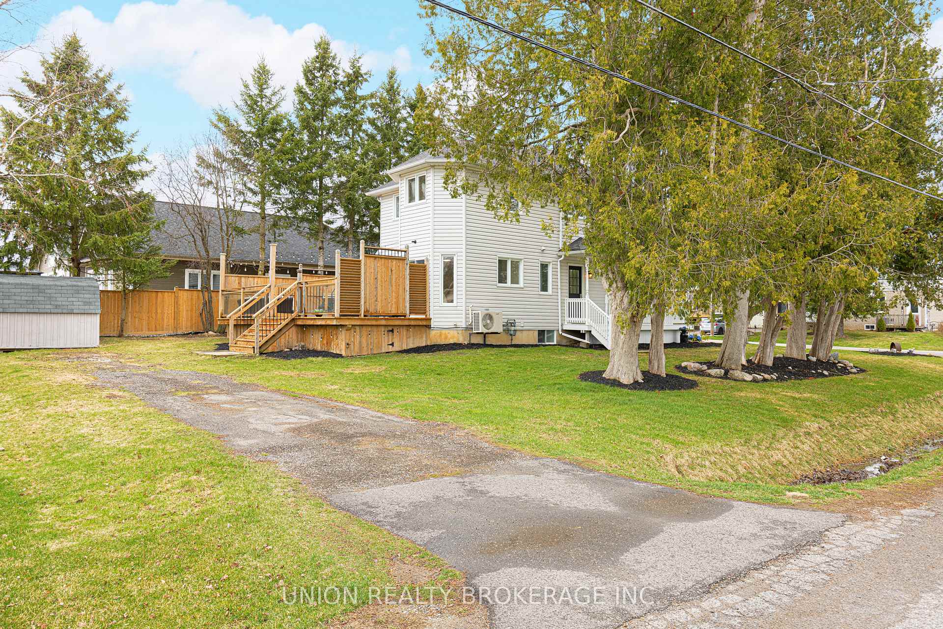 Photo 37 of 418 Bay Street, Scugog, Port Perry — HOMEH