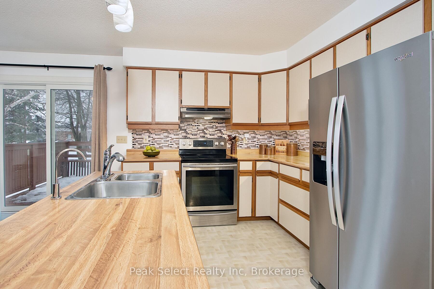 Photo 11 of 68 Devon Drive, South Huron, Exeter — HOMEH