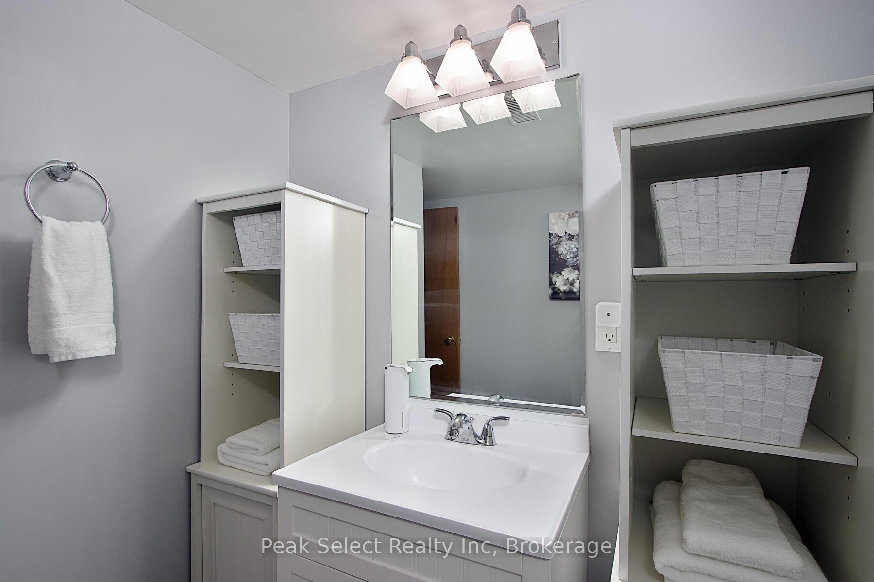 Photo 33 of 68 Devon Drive, South Huron, Exeter — HOMEH