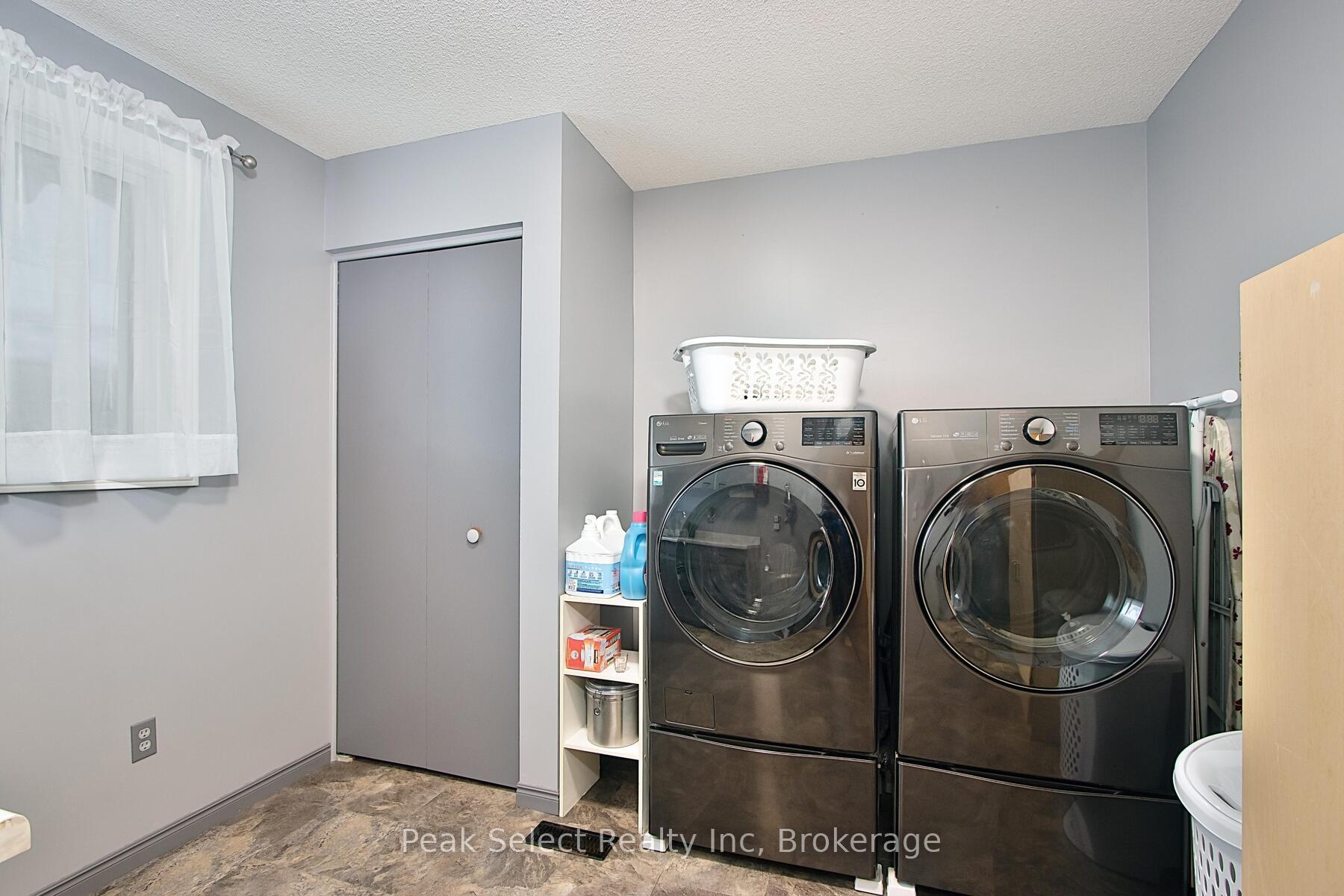 Photo 35 of 68 Devon Drive, South Huron, Exeter — HOMEH