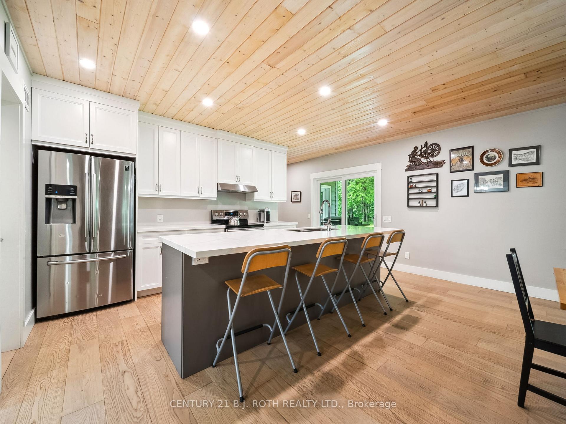 Photo 2 of 4098 Cambrian Road, Severn, Rural Severn — HOMEH
