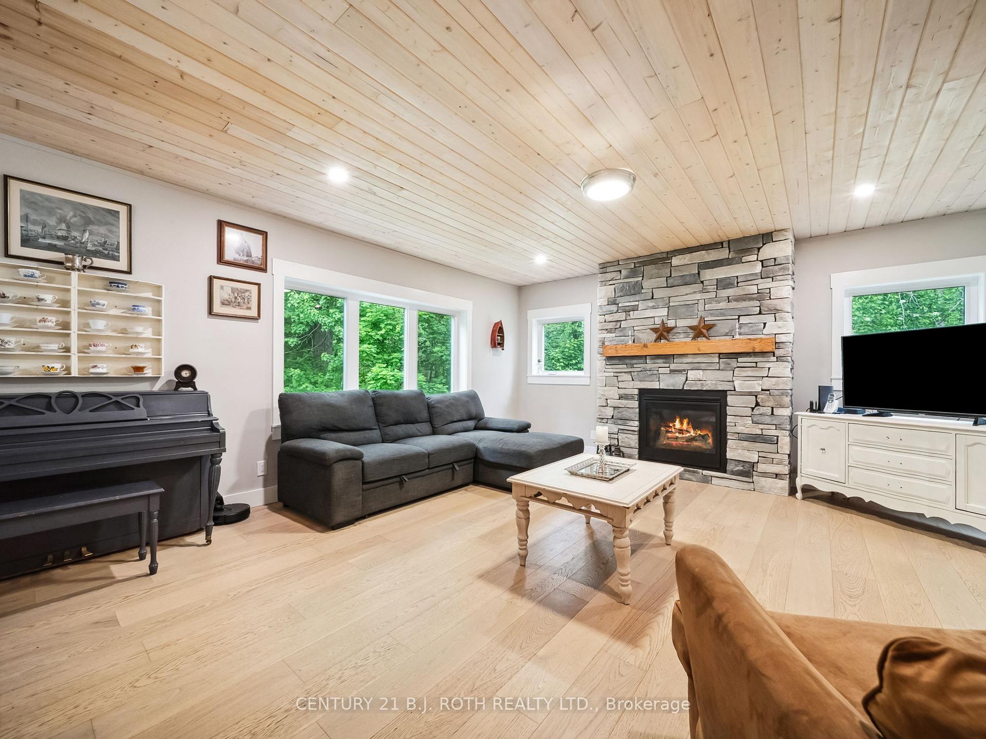 Photo 9 of 4098 Cambrian Road, Severn, Rural Severn — HOMEH