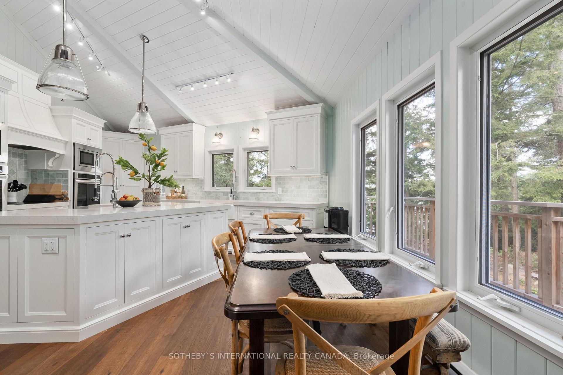 Photo 12 of 31 Moss Island, Seguin — HOMEH
