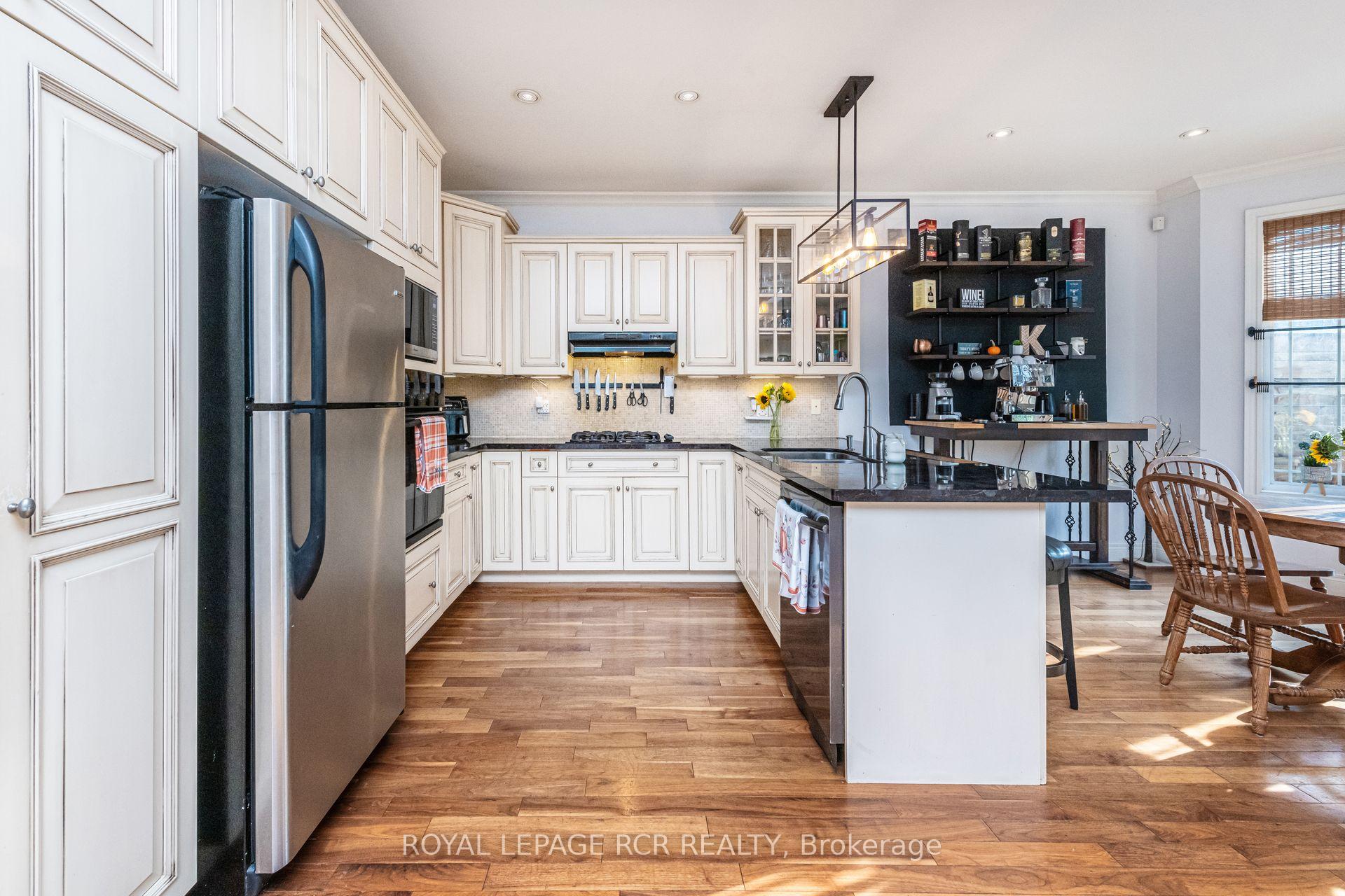 Photo 11 of 668 Cedar Street, Shelburne — HOMEH