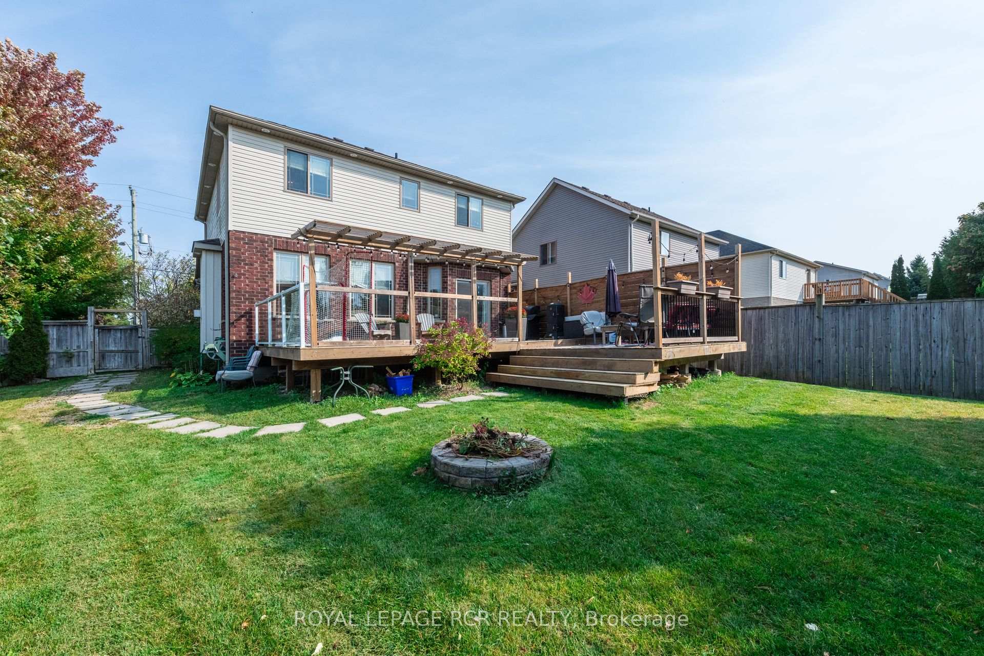 Photo 36 of 668 Cedar Street, Shelburne — HOMEH