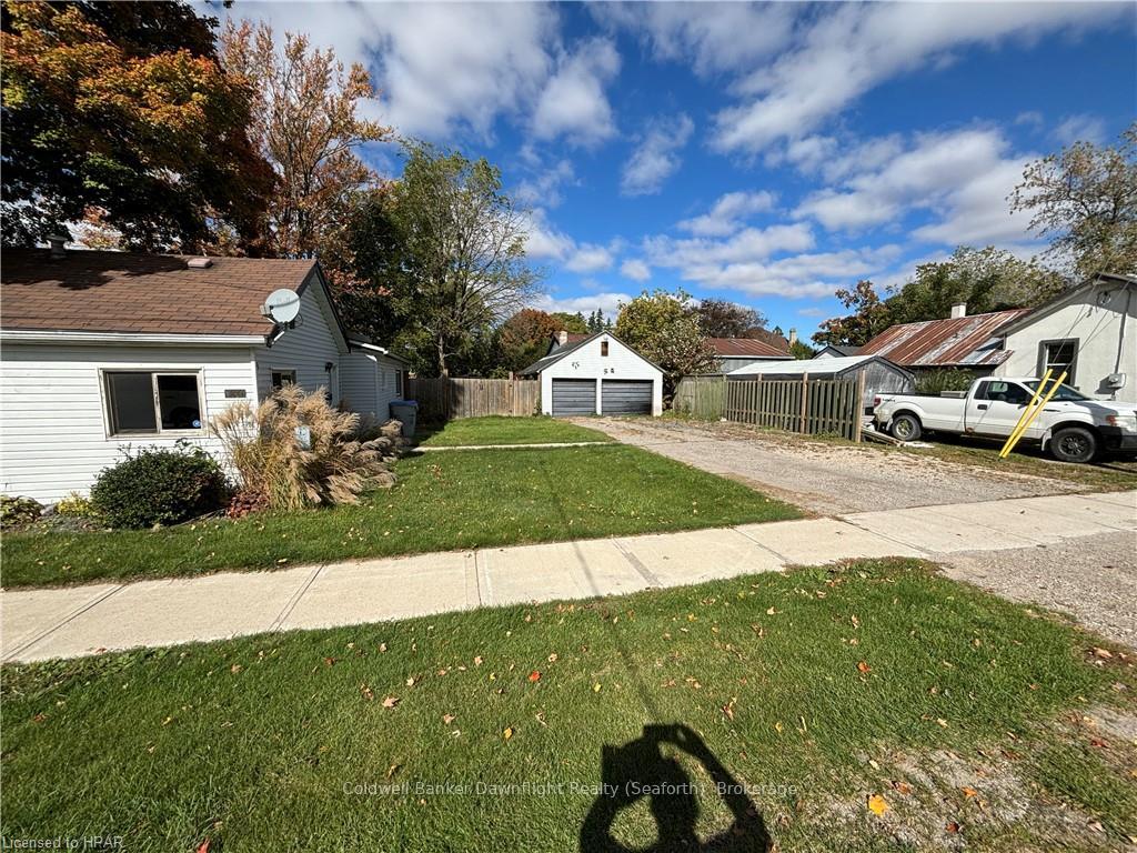 Photo 2 of 130 Richmond Street, South Huron, Stephen — HOMEH