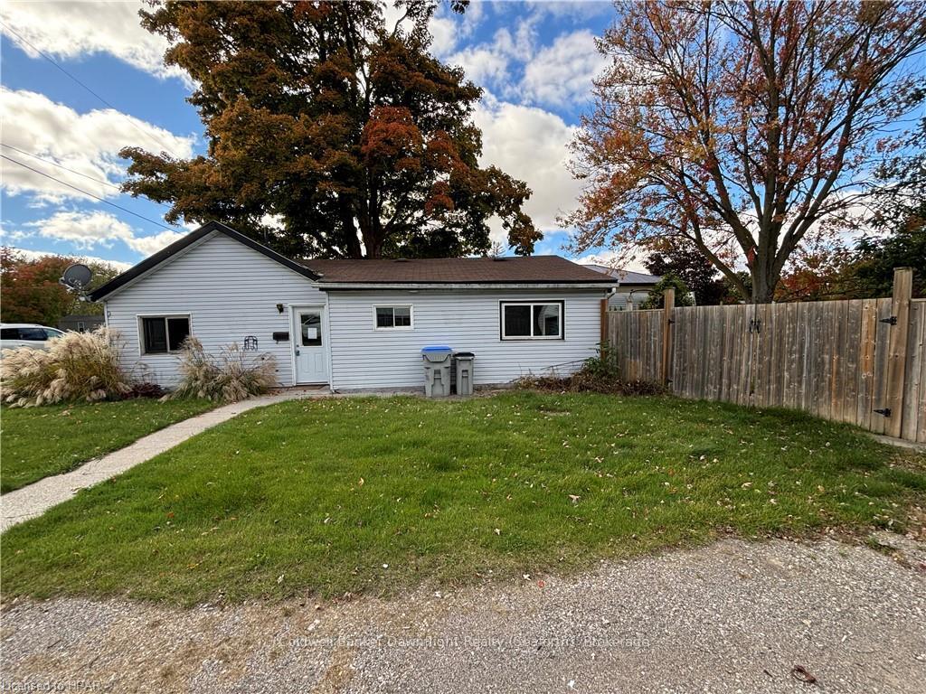 Photo 28 of 130 Richmond Street, South Huron, Stephen — HOMEH