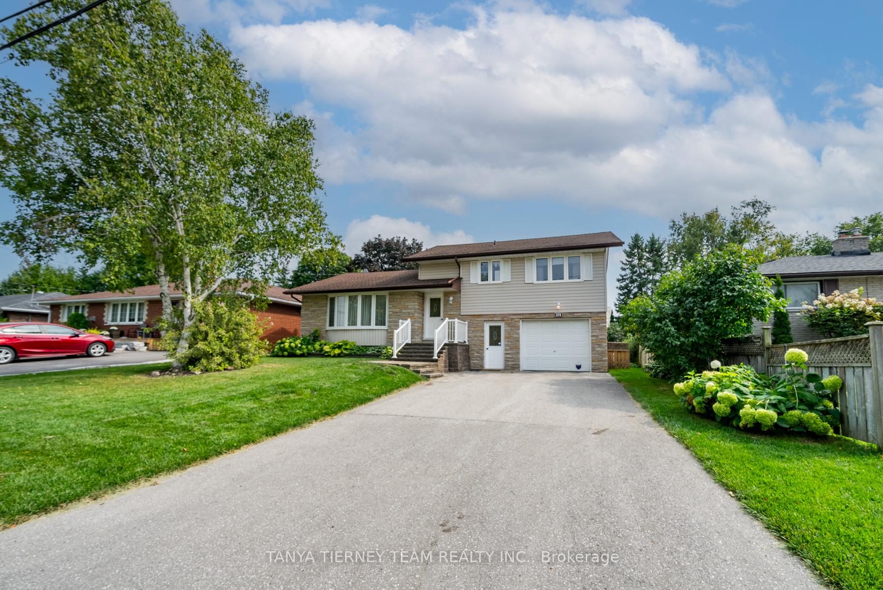 Photo 4 of 378 Major Street, Scugog, Port Perry — HOMEH