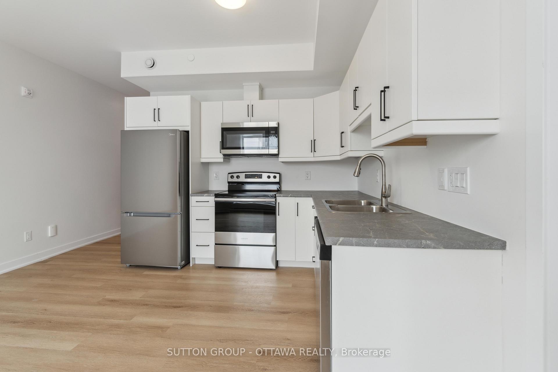 Photo 5 of Unit 206, 7 Maple Avenue, Smiths Falls — HOMEH