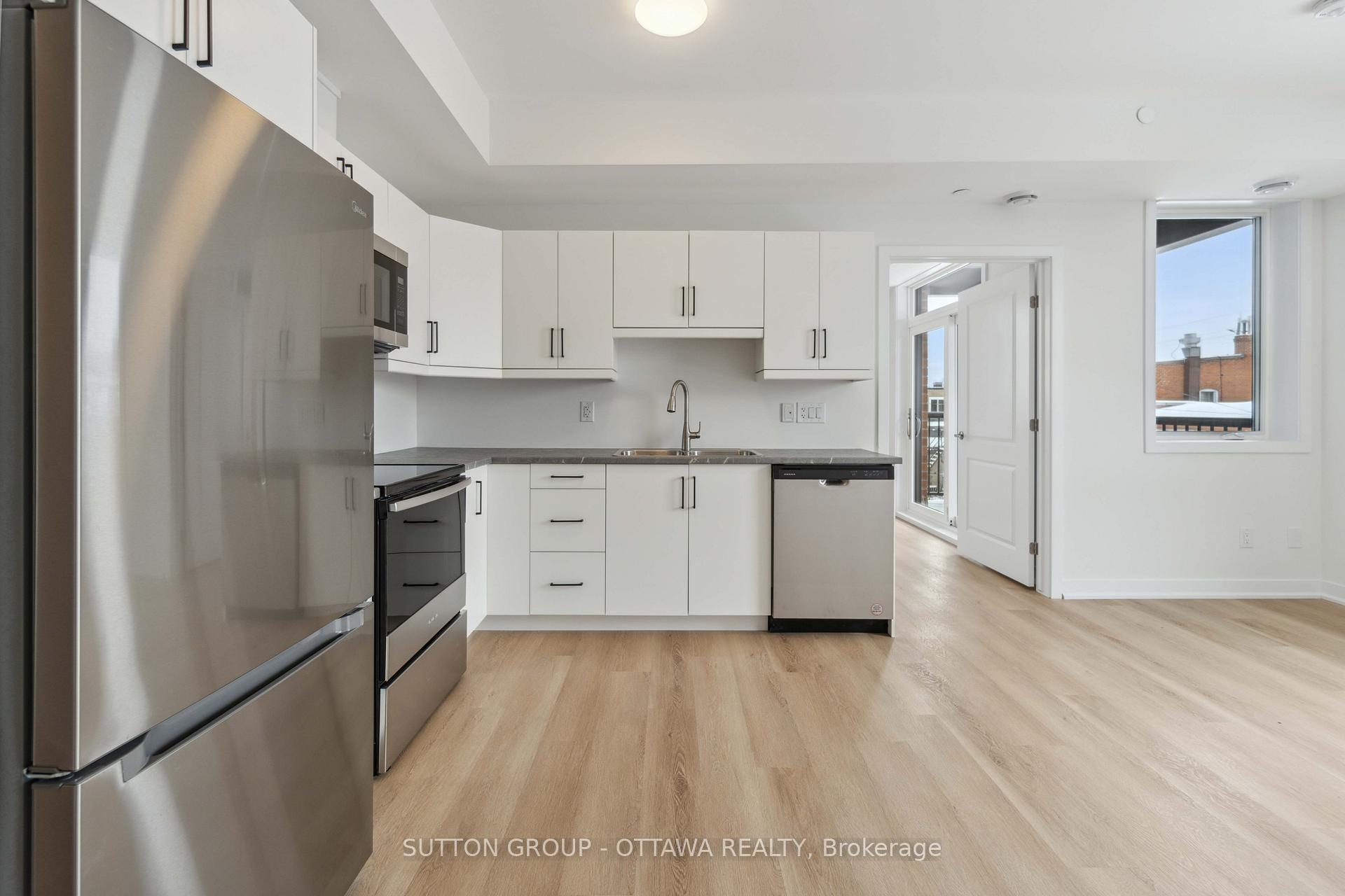 Photo 7 of Unit 206, 7 Maple Avenue, Smiths Falls — HOMEH