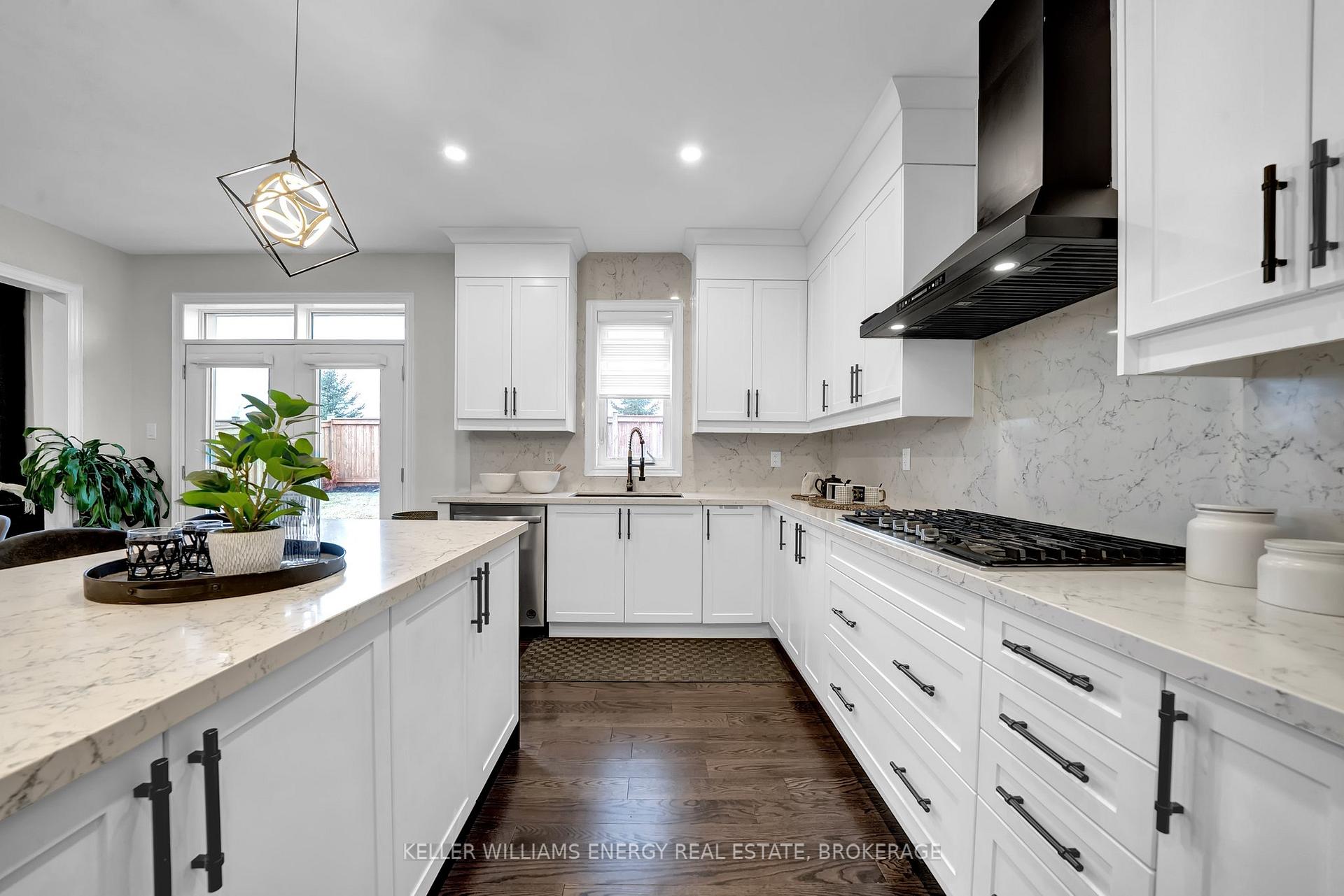 Photo 5 of 55 Elmhurst Street, Scugog, Port Perry — HOMEH
