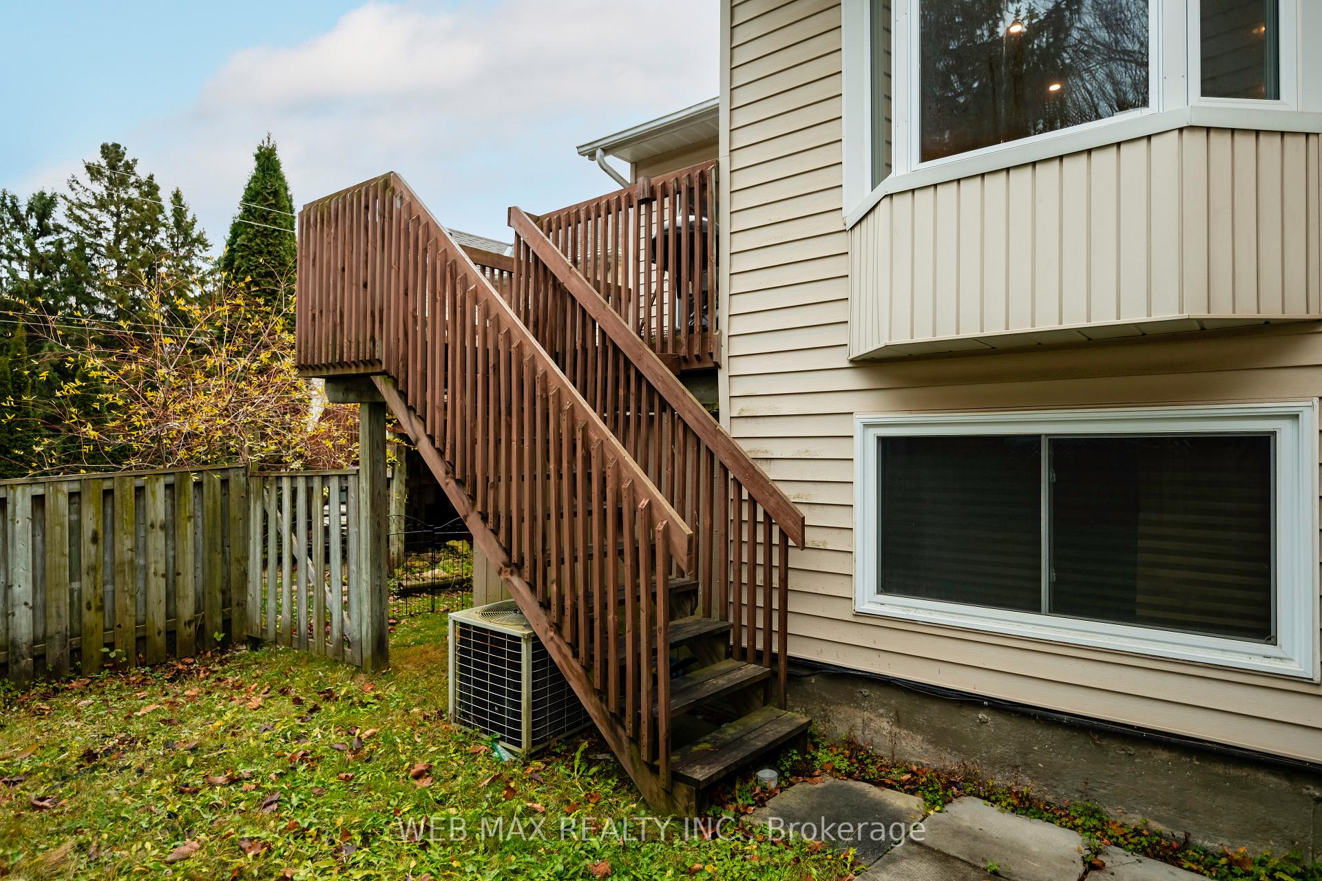 Photo 3 of 338 Shelburne Place, Shelburne — HOMEH