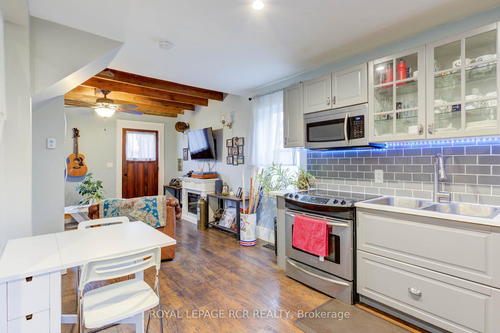 Photo 11 of 132 Joseph Street, Shelburne — HOMEH