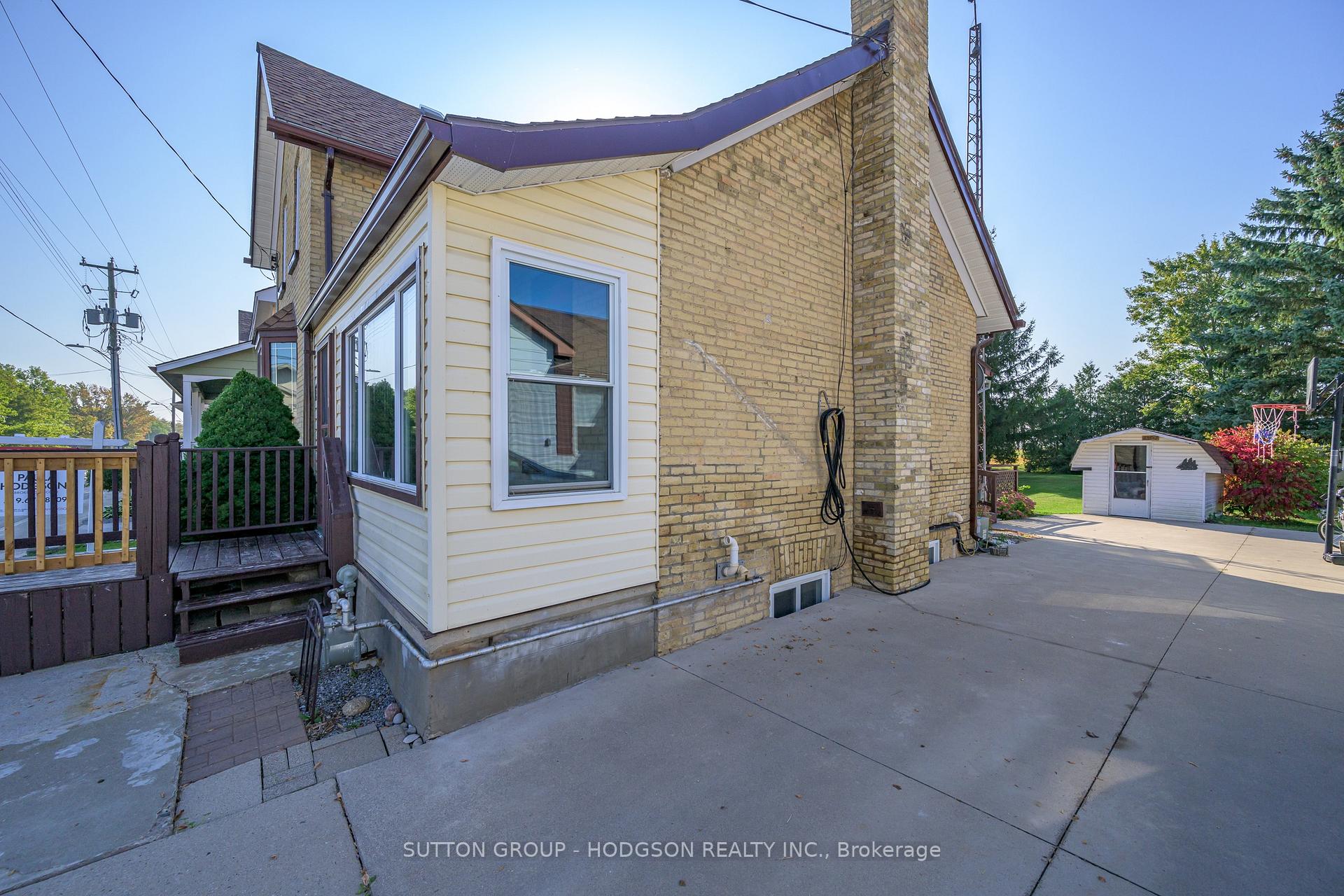 Photo 2 of 35 Victoria Avenue E, South Huron, Stephen — HOMEH