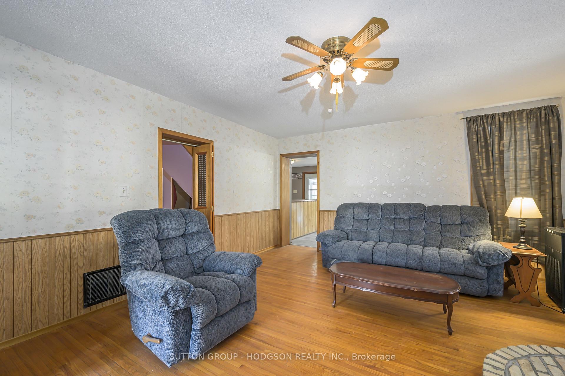 Photo 6 of 35 Victoria Avenue E, South Huron, Stephen — HOMEH