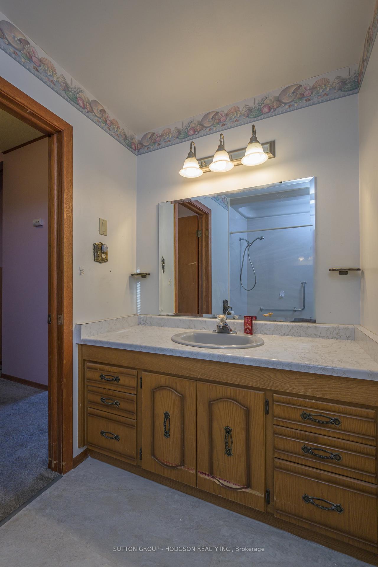 Photo 16 of 35 Victoria Avenue E, South Huron, Stephen — HOMEH