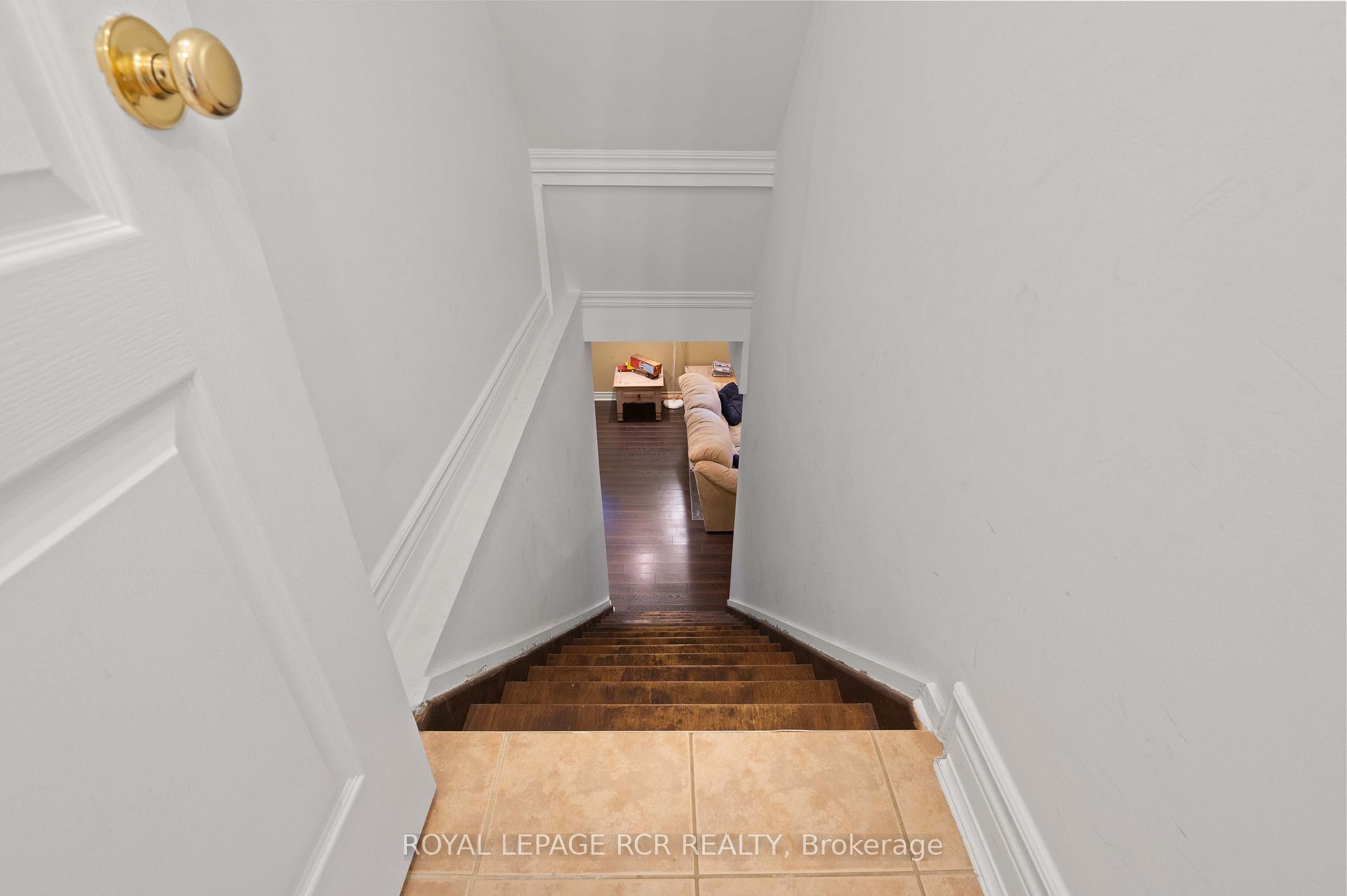 Photo 11 of 316 Rintoul Crescent, Shelburne — HOMEH