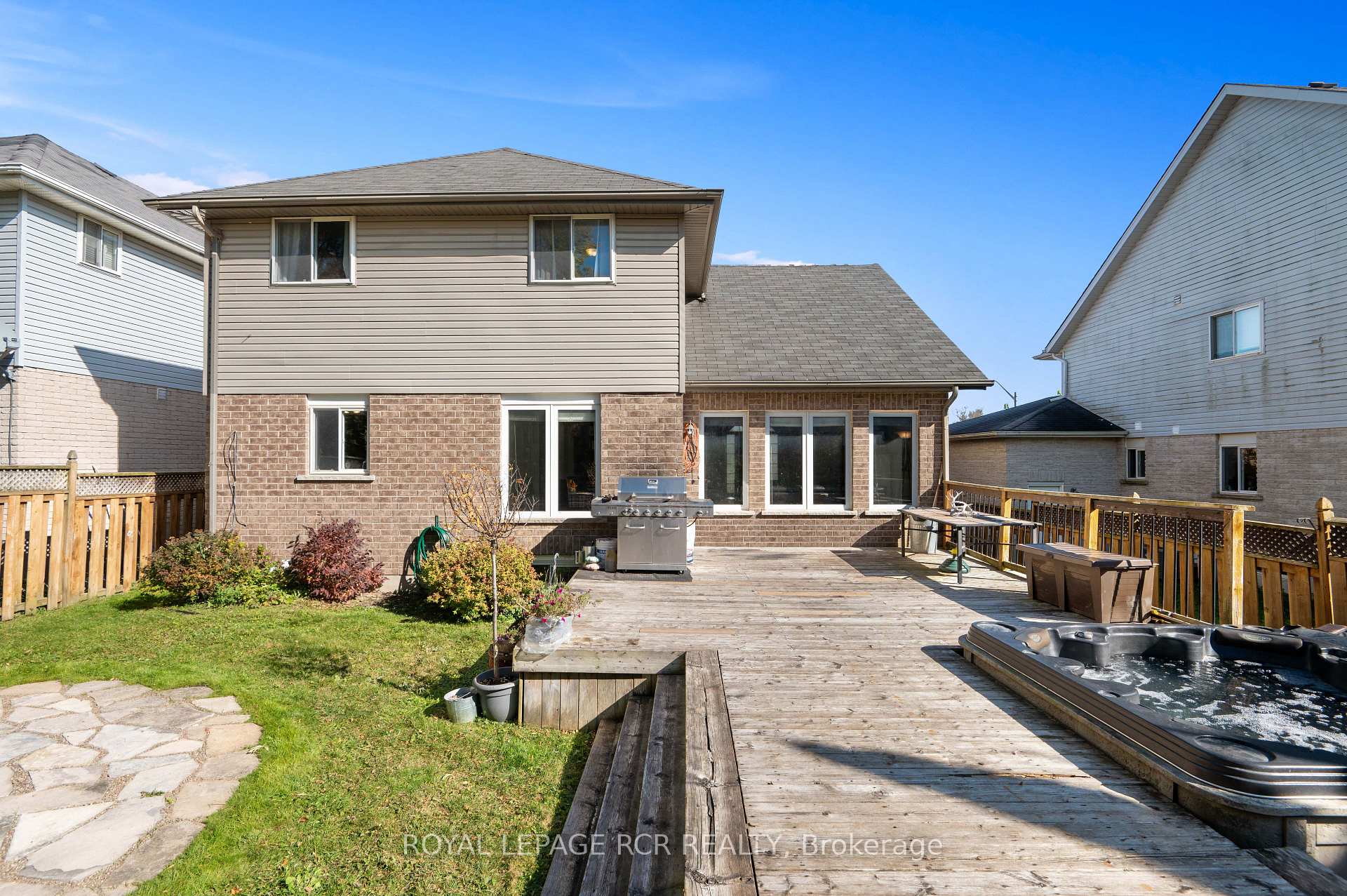 Photo 23 of 316 Rintoul Crescent, Shelburne — HOMEH