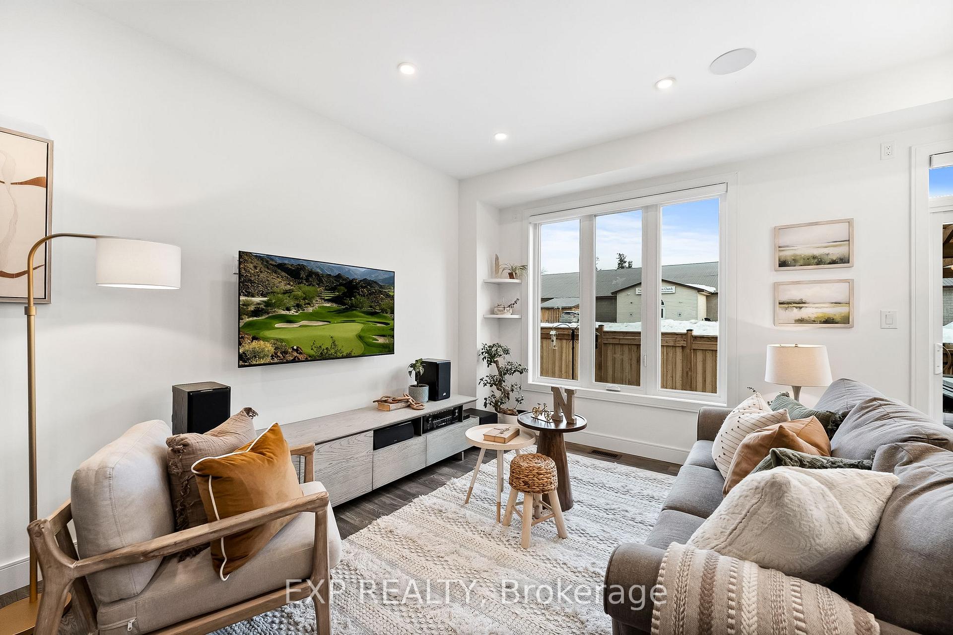 Photo 10 of 50 Shand Lane, Scugog, Port Perry — HOMEH