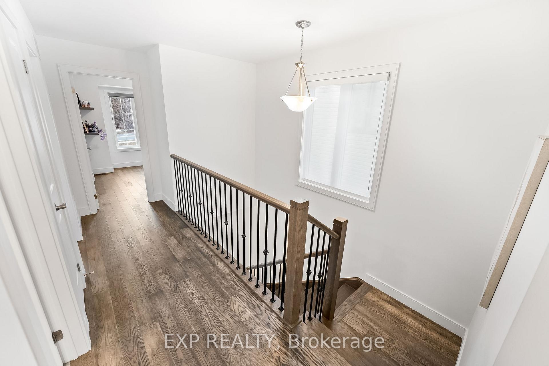 Photo 26 of 50 Shand Lane, Scugog, Port Perry — HOMEH