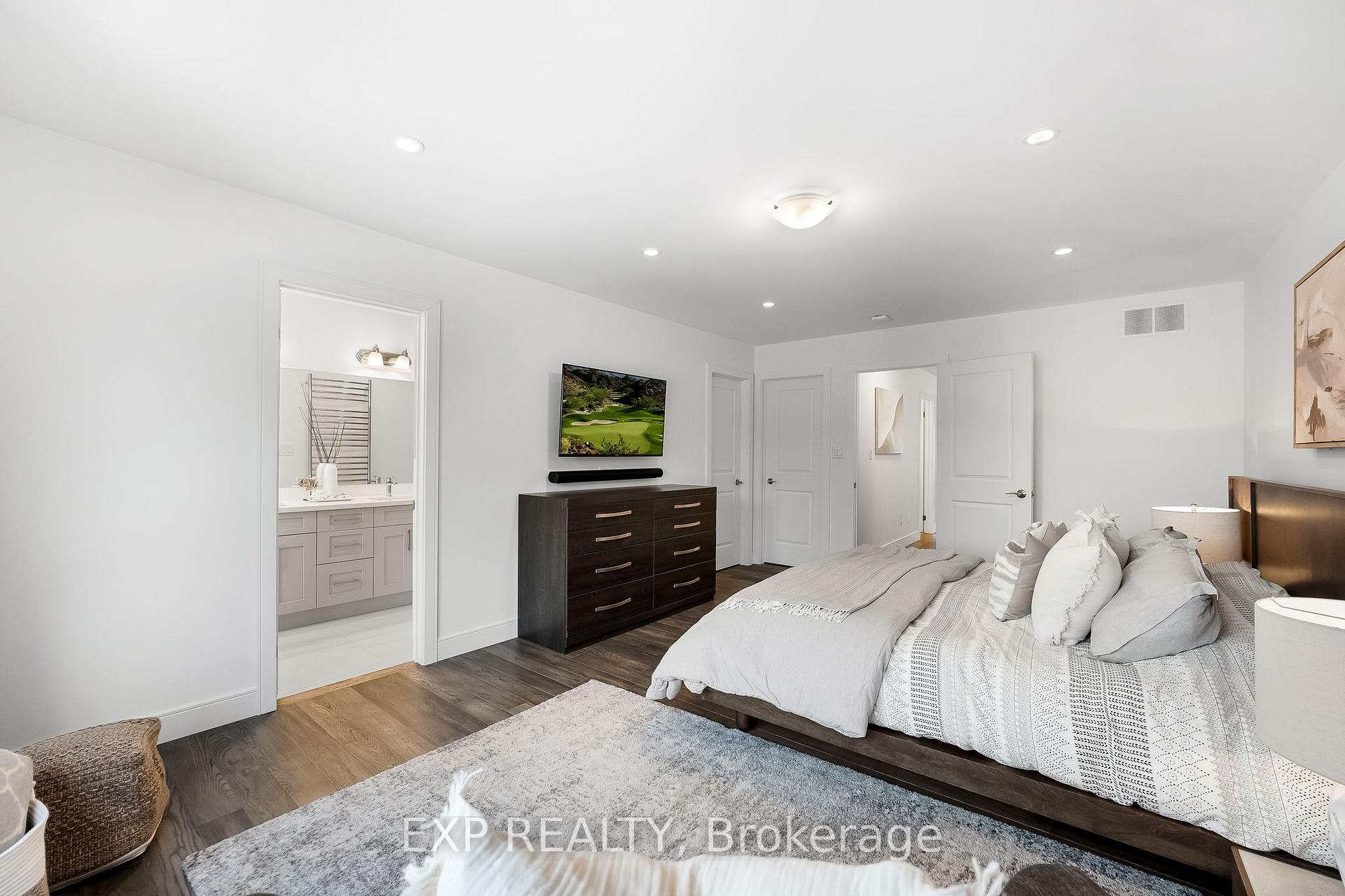 Photo 29 of 50 Shand Lane, Scugog, Port Perry — HOMEH
