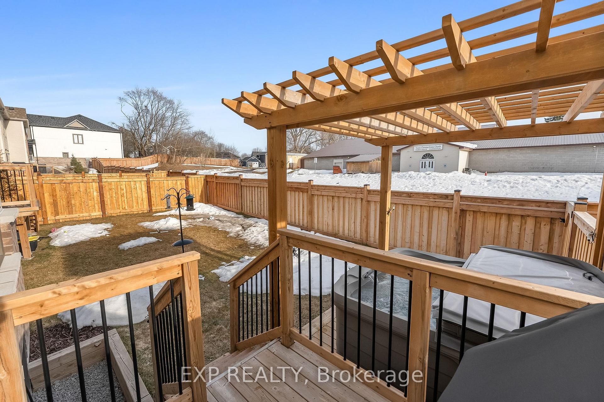 Photo 46 of 50 Shand Lane, Scugog, Port Perry — HOMEH