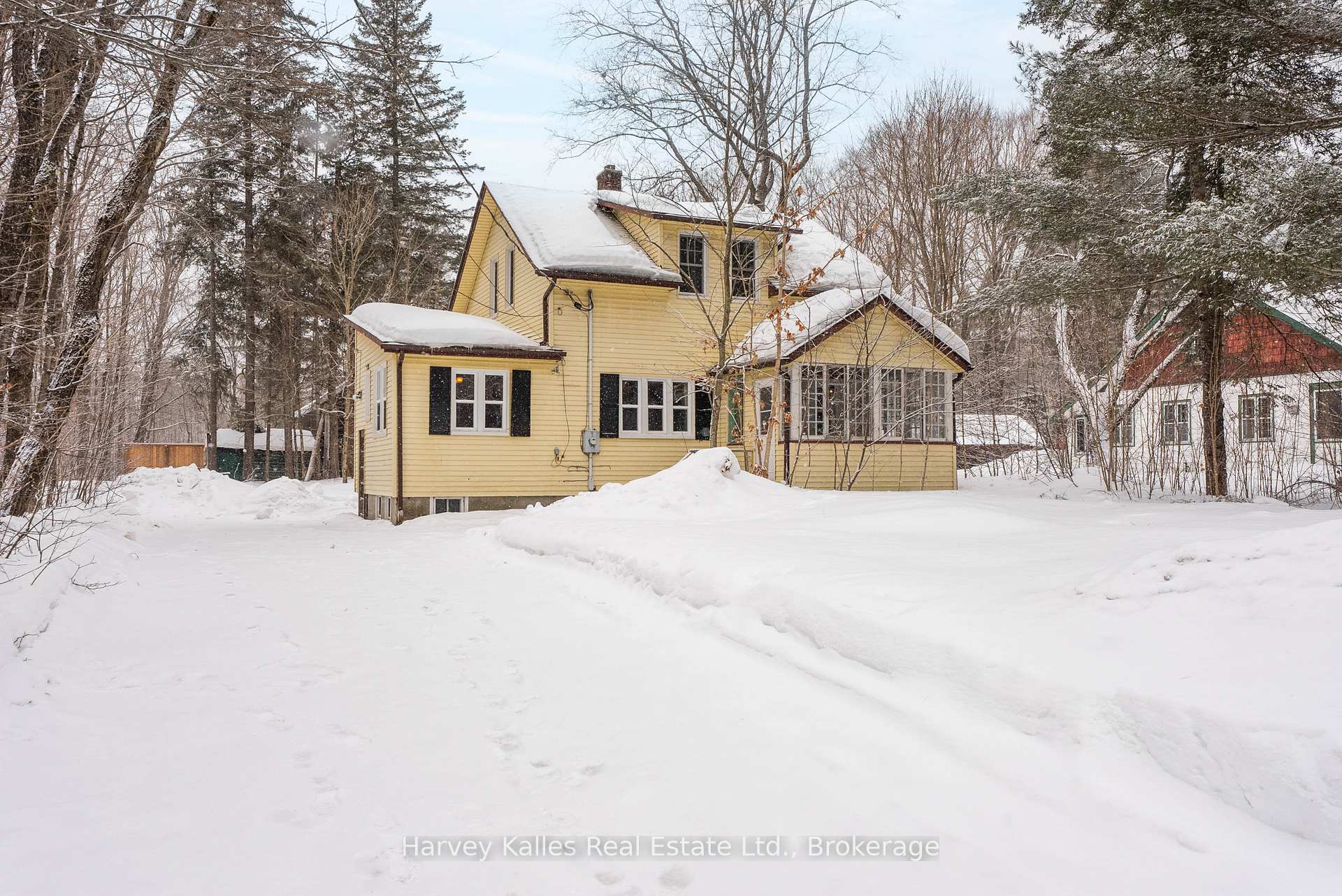Photo 1 of 16 Oak Street, Seguin — HOMEH