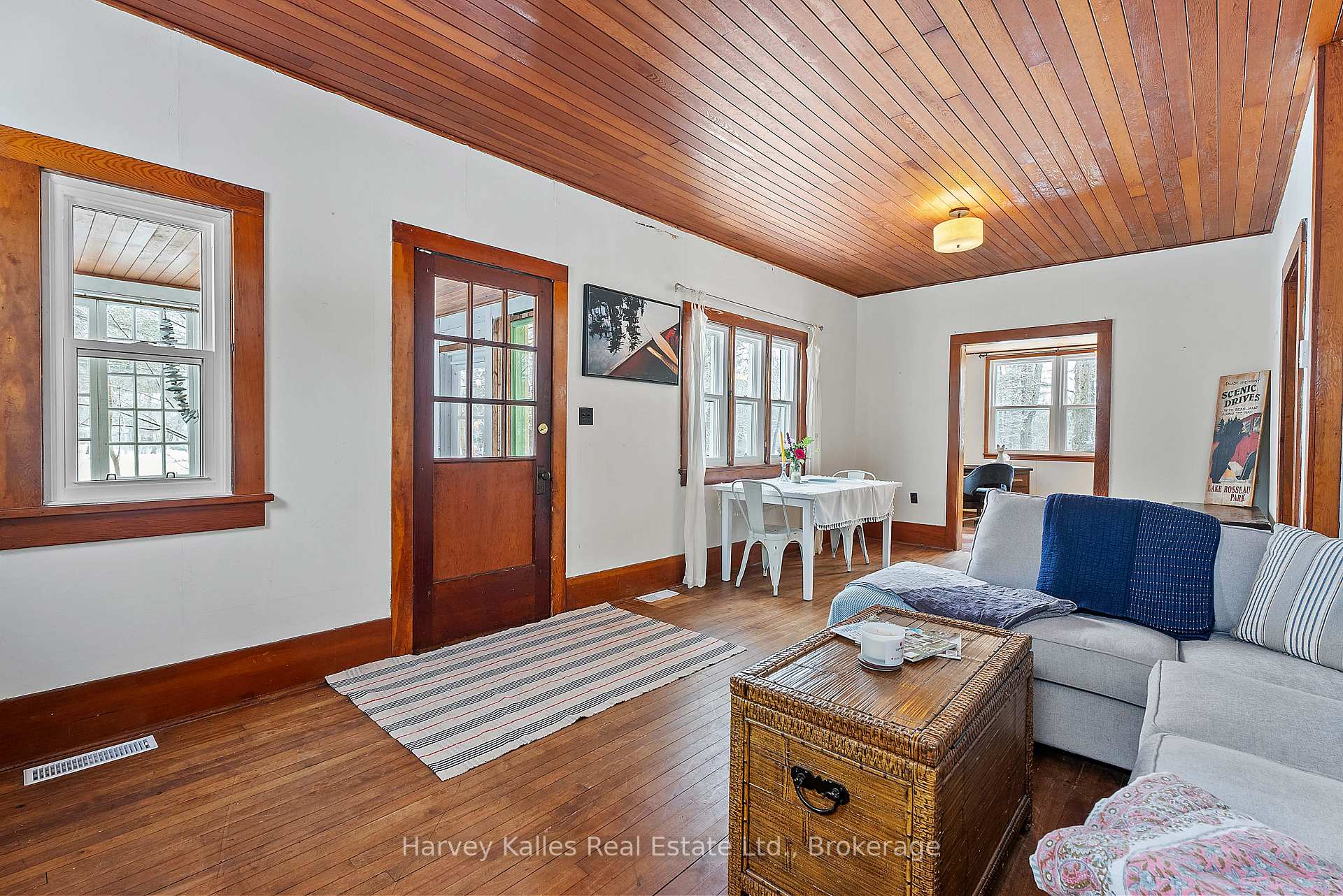 Photo 6 of 16 Oak Street, Seguin — HOMEH