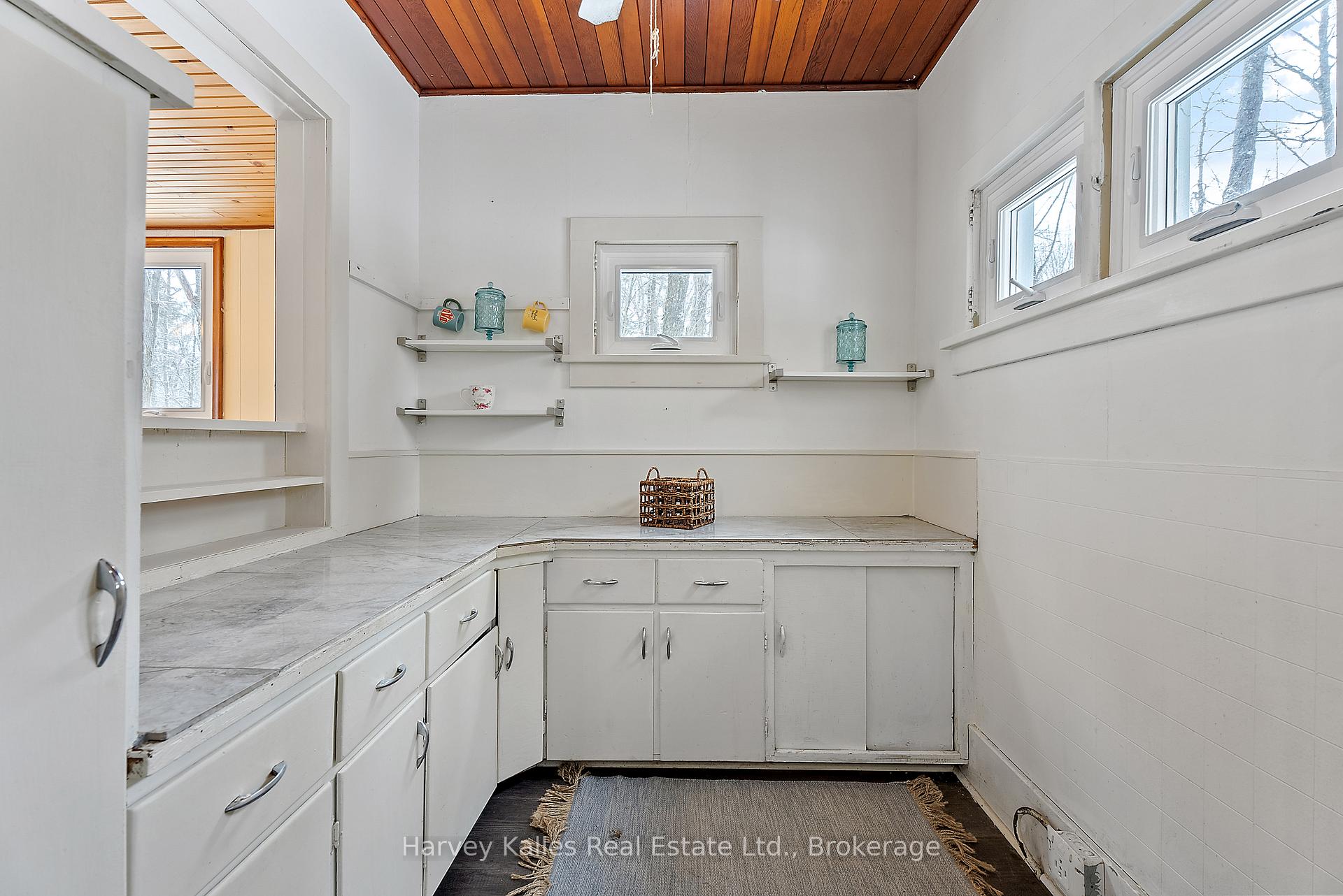 Photo 10 of 16 Oak Street, Seguin — HOMEH