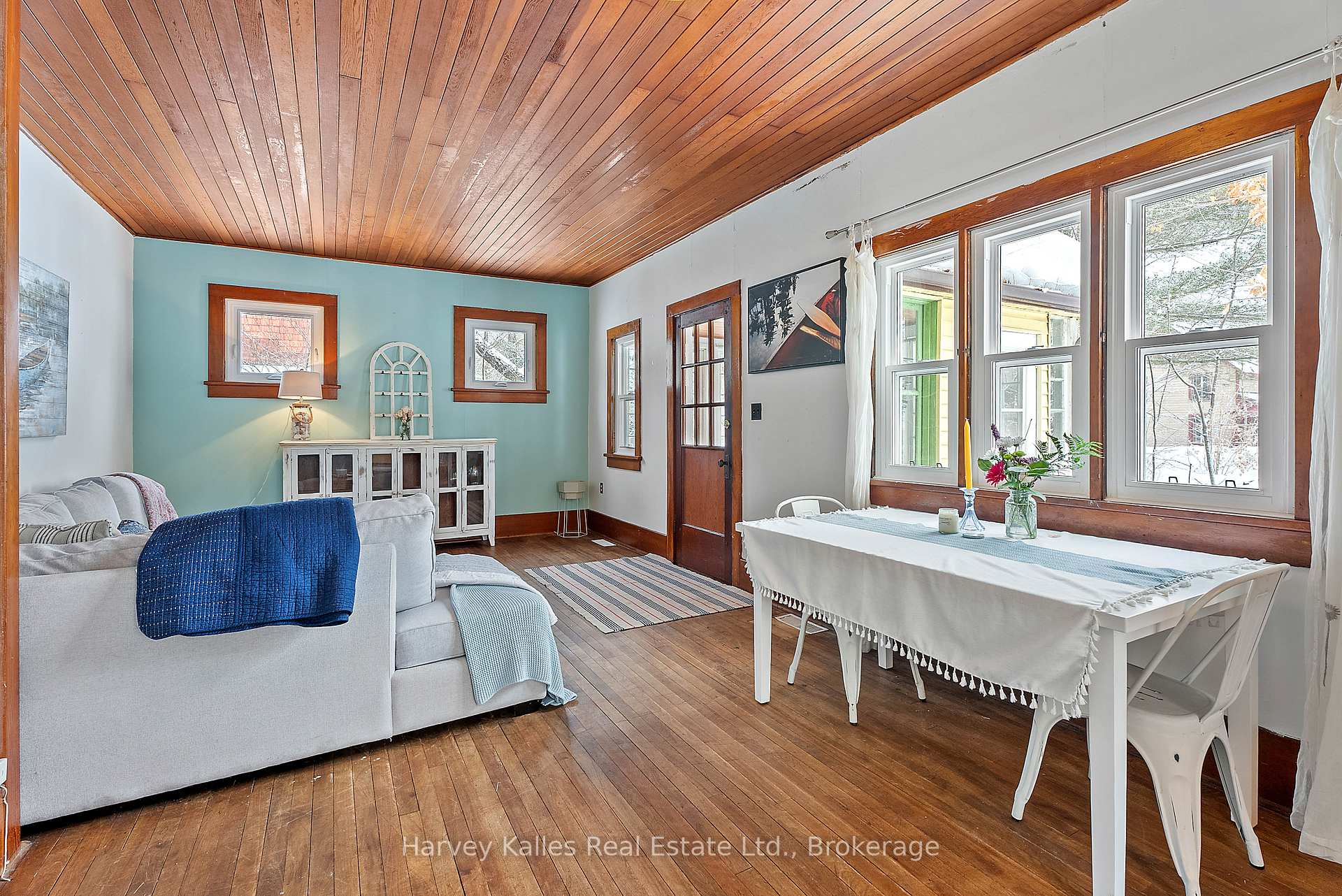Photo 13 of 16 Oak Street, Seguin — HOMEH