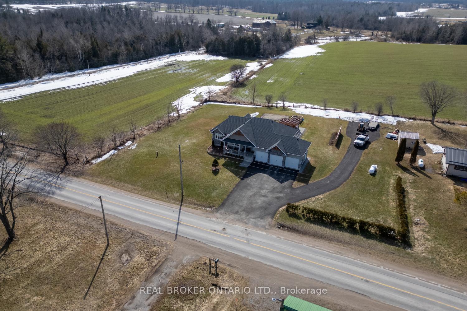 Photo 4 of 10680 Old Scugog Road, Scugog, Rural Scugog — HOMEH