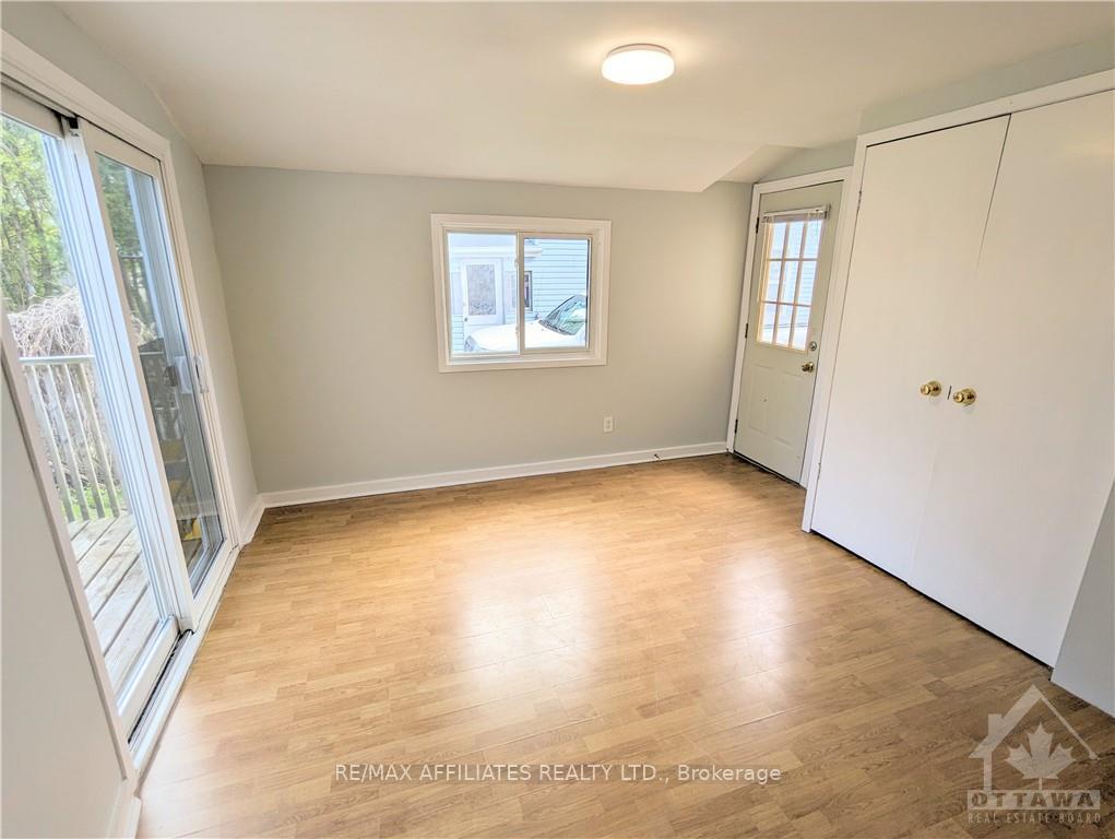 Photo 5 of 7 Abbott Street S, Smiths Falls — HOMEH