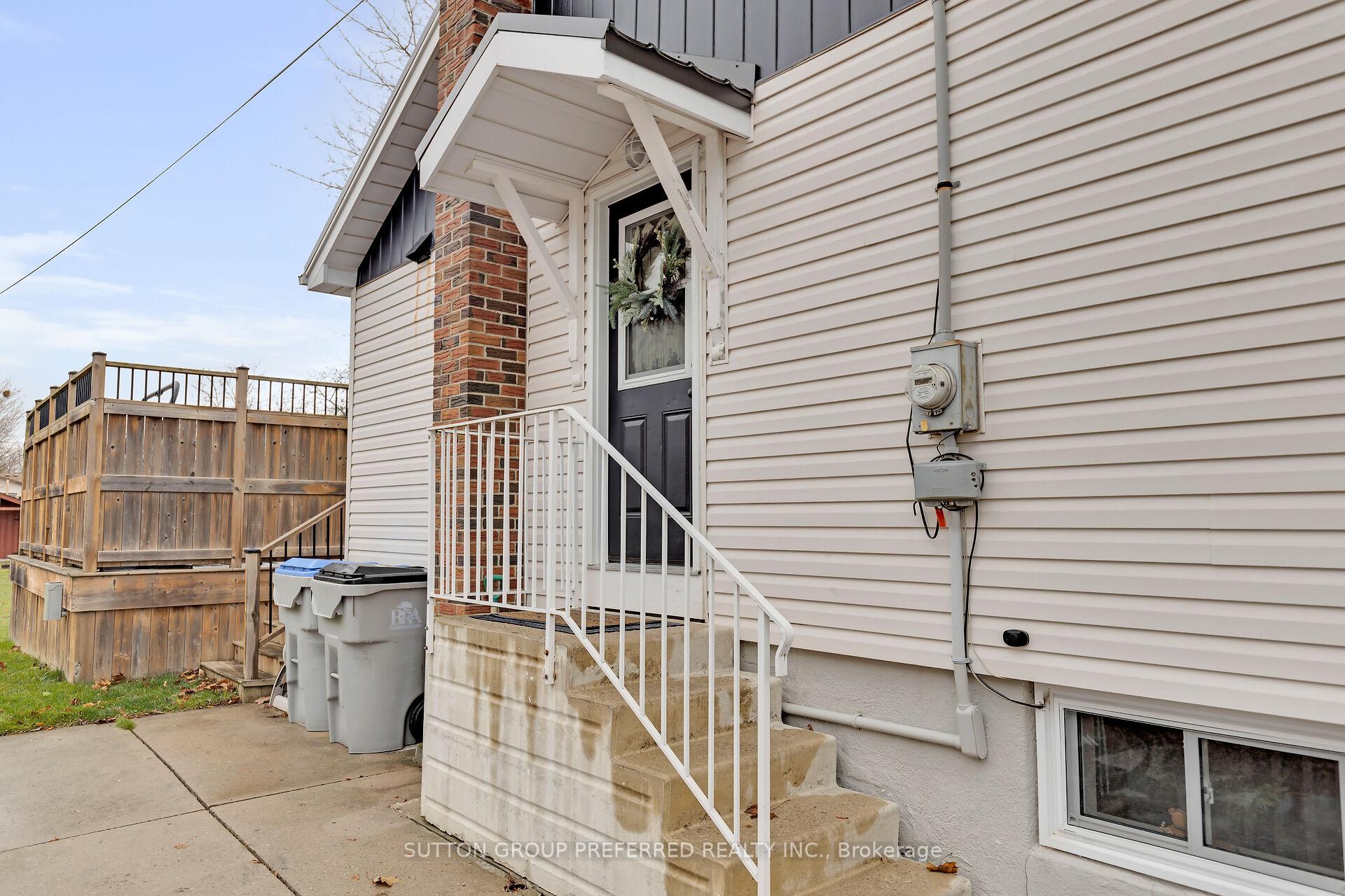 Photo 3 of 82 John Street W, South Huron, Exeter — HOMEH