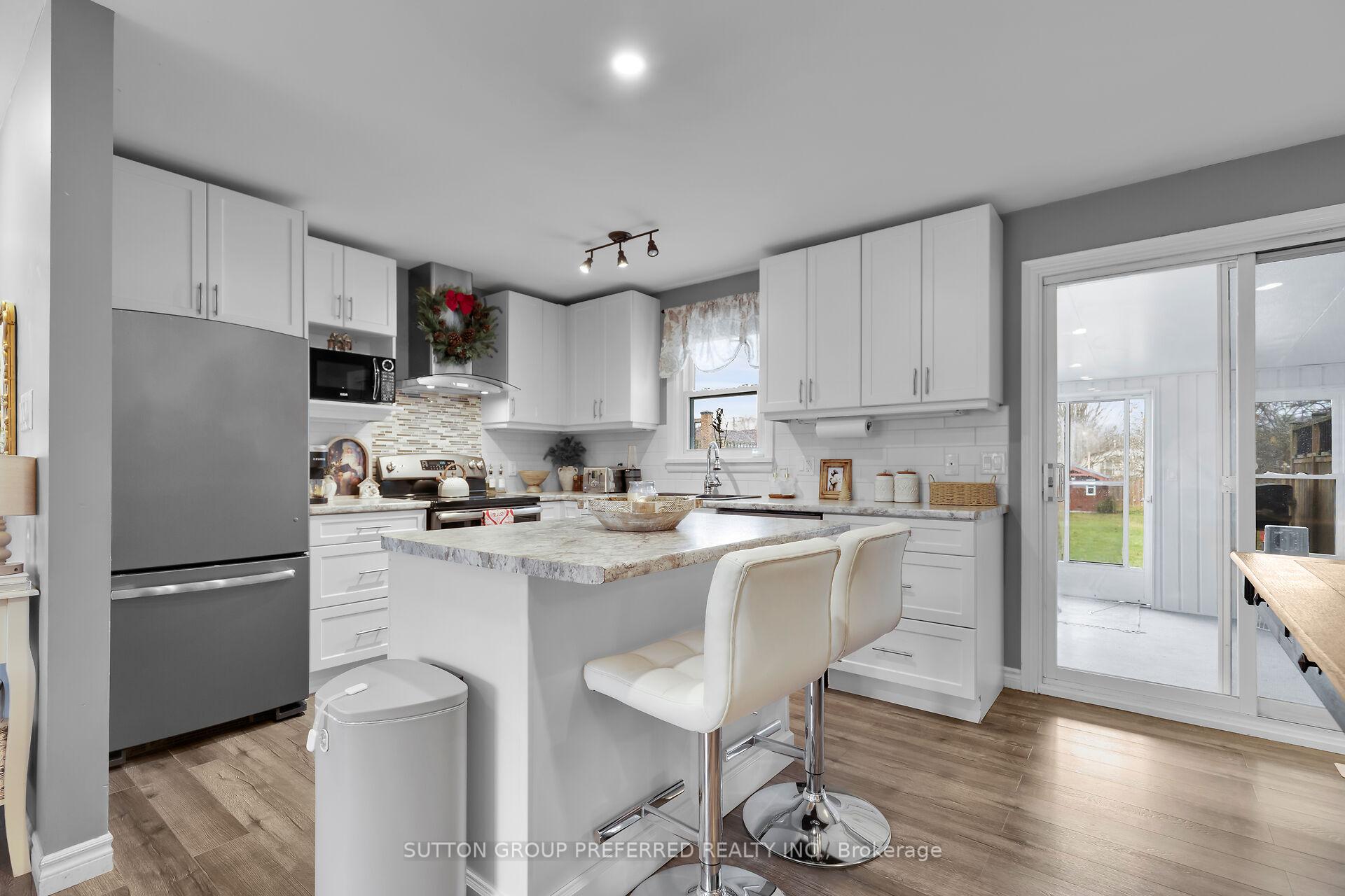 Photo 20 of 82 John Street W, South Huron, Exeter — HOMEH