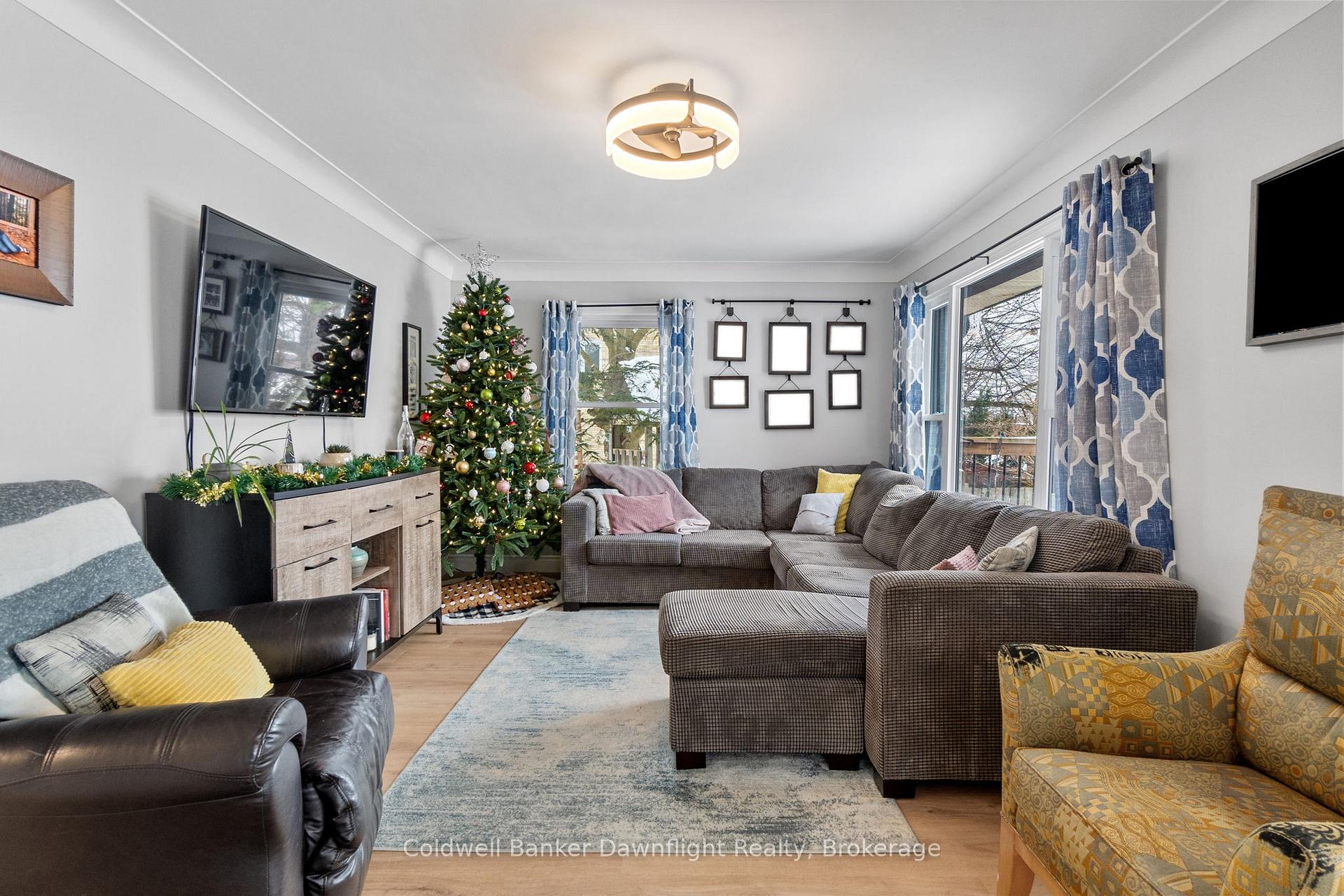 Photo 5 of 55 Sanders Street E, South Huron, Exeter — HOMEH